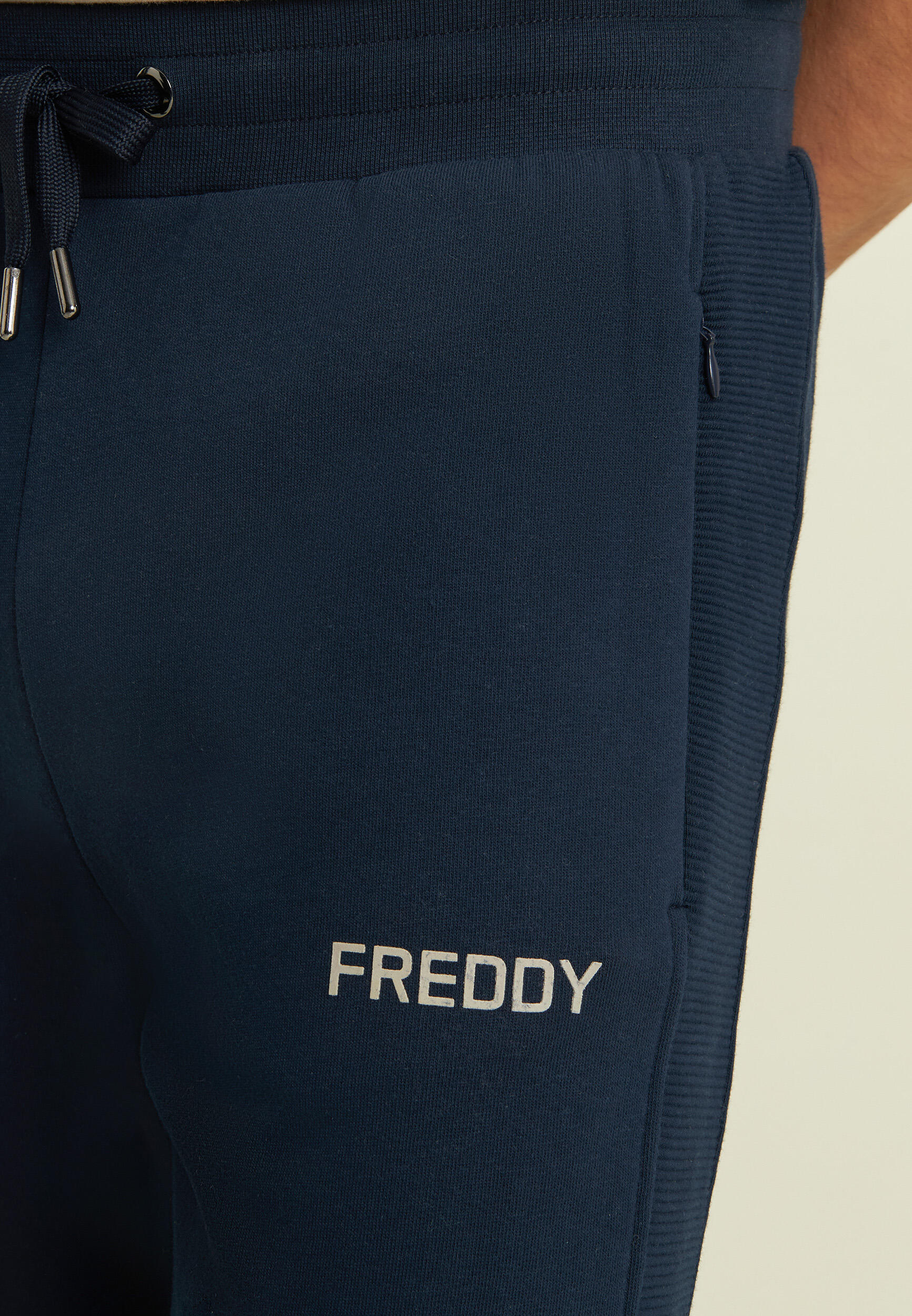 Pantaloni in felpa con inserti rigati 4/4