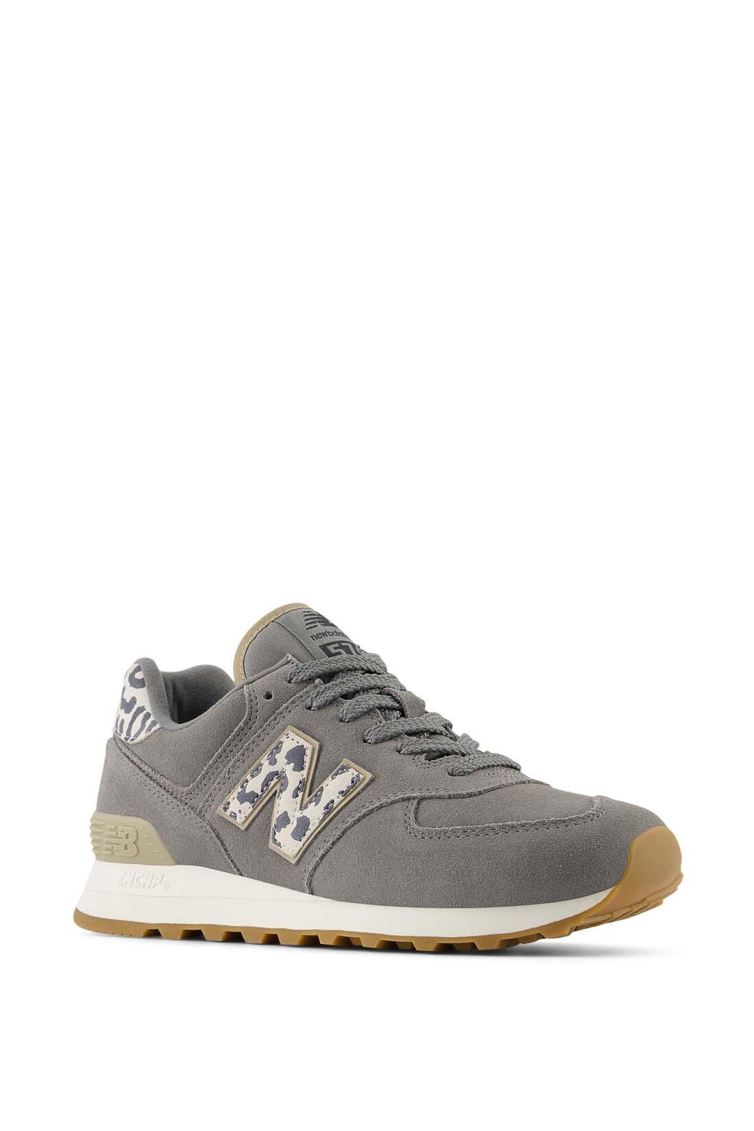 NEW BALANCE picture