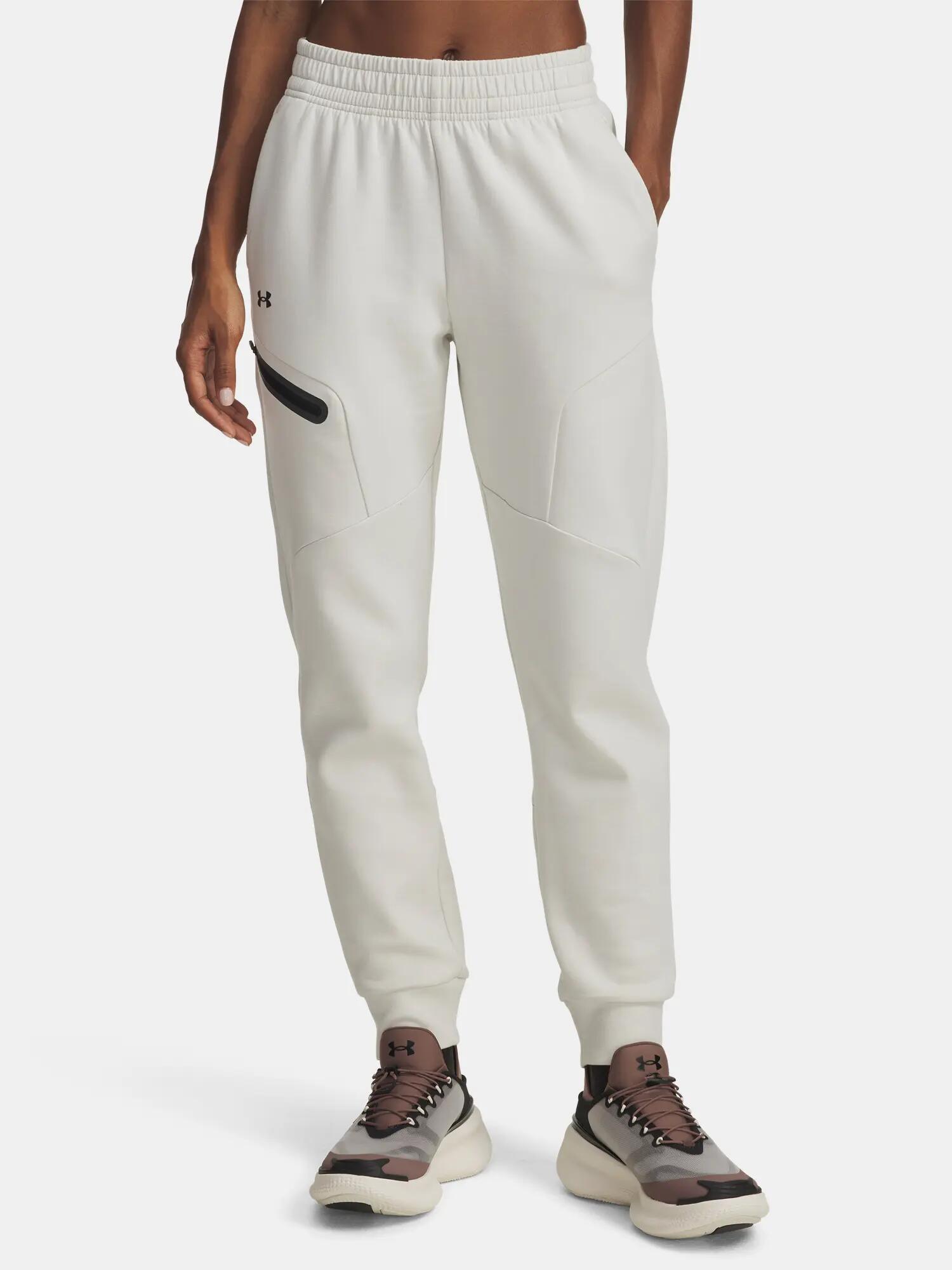 UNDER ARMOUR picture