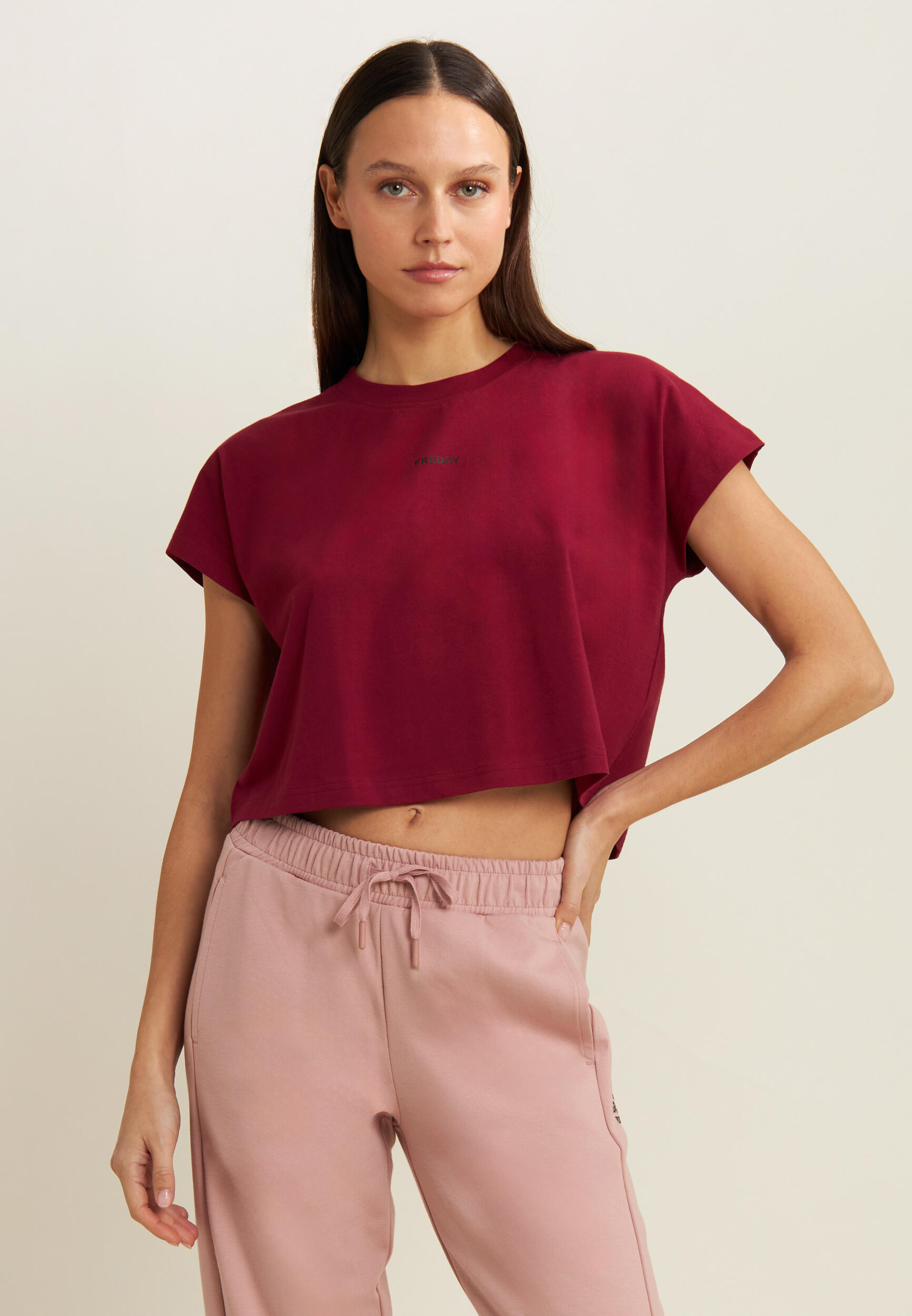 T-shirt pour femmes avec imprimé sur l’épaule 2/4