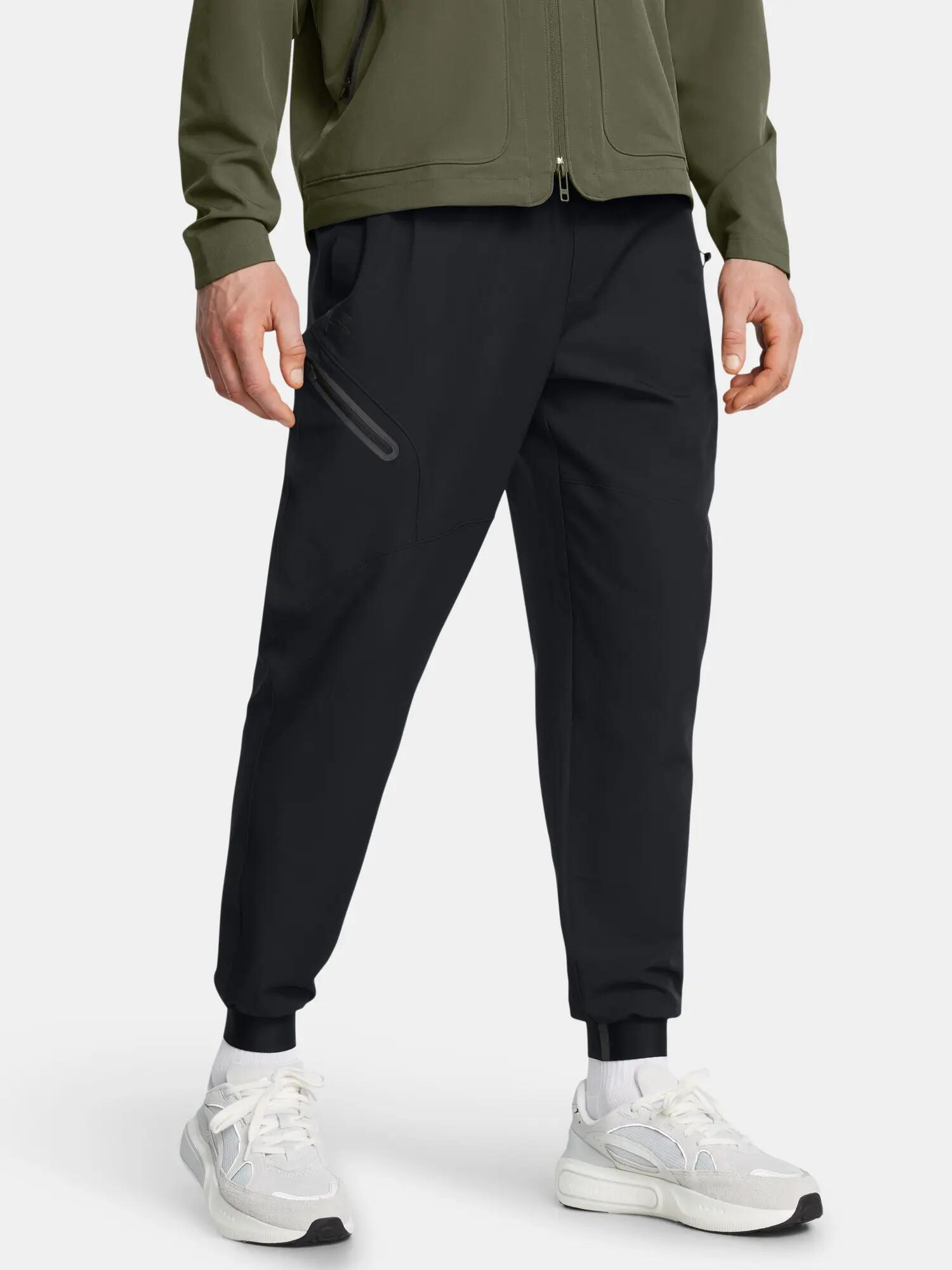 UNDER ARMOUR picture