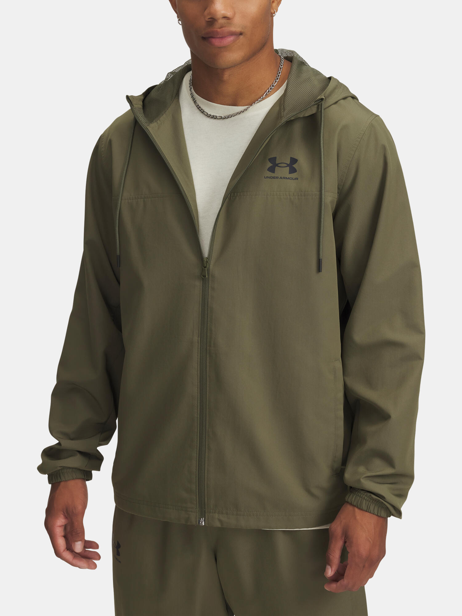 UNDER ARMOUR picture