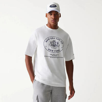 Oversized t-shirt new era crest graphic