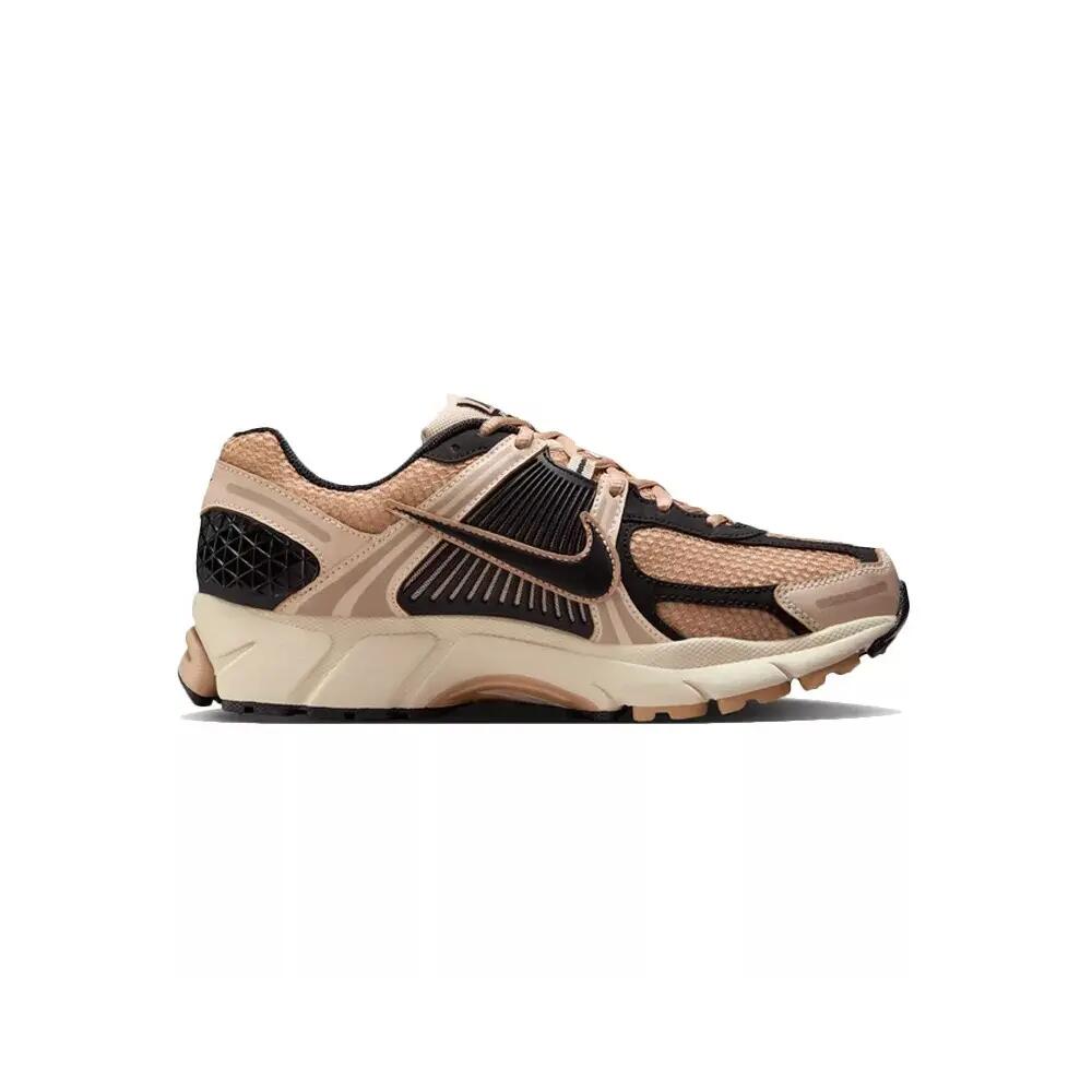 Basket Nike W VOMERO 5 3/7