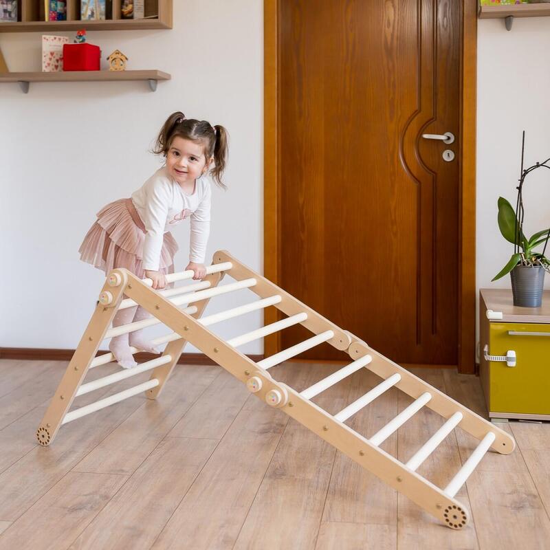 Triunghi Pikler modificabil și perete suedez cu inele de gimnastică și Leagăn
