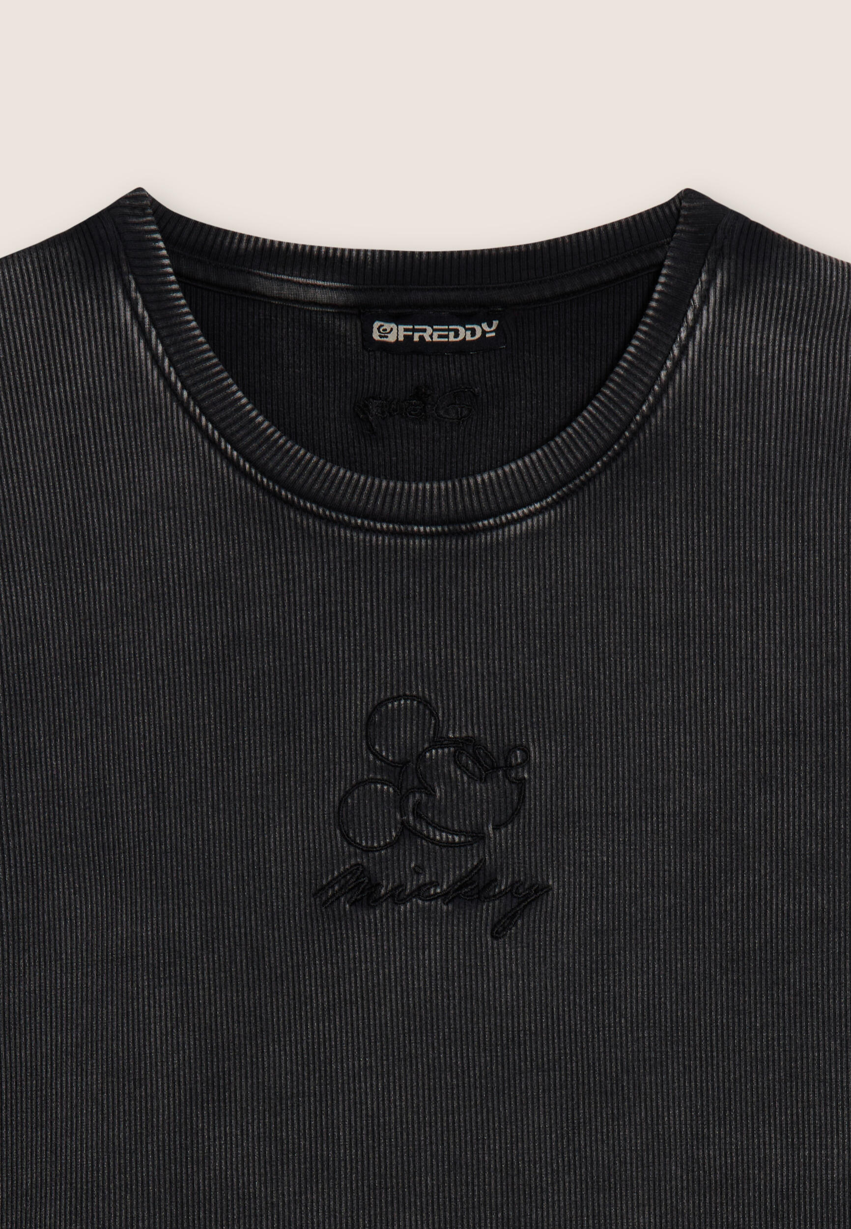 Camiseta cropped de manga larga para mujer con bordado Disney 3/3