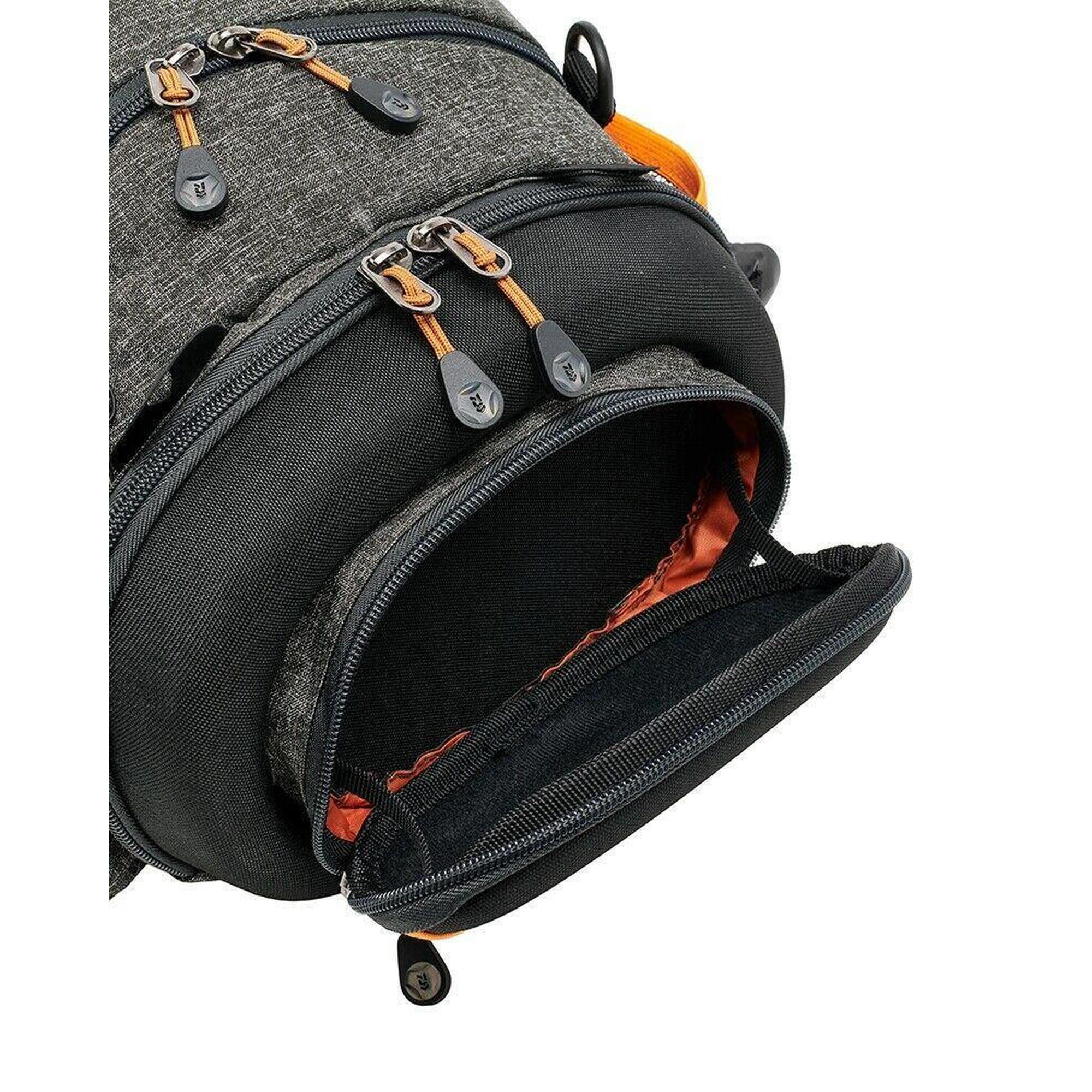 BORSETA PENTRU ACCESORII PESCUIT DAIWA