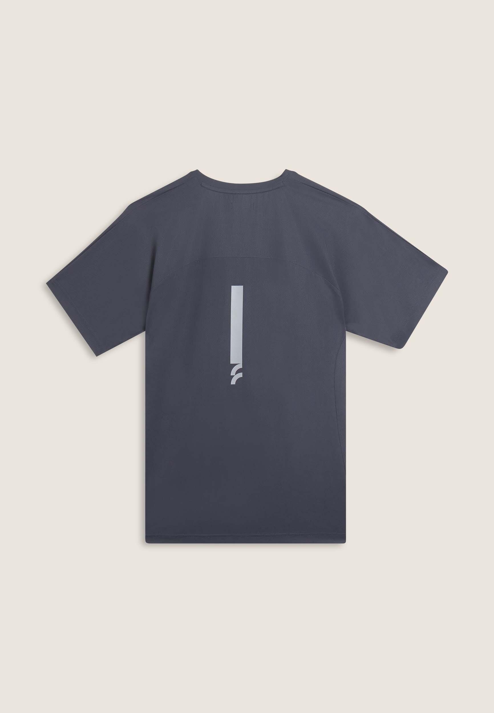 T-shirt de coupe ajustée avec logo en forme de cœur et coupe ergonomique 2/3