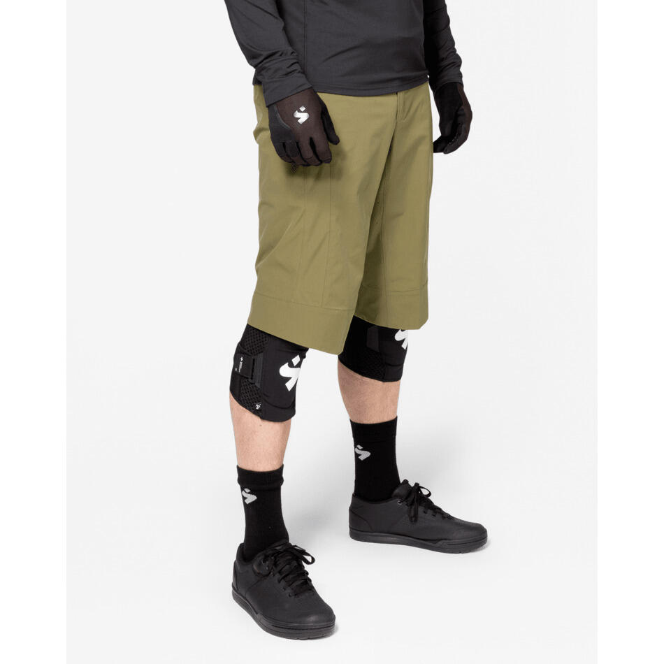 Short Sweet Protection Hunter II 4/4