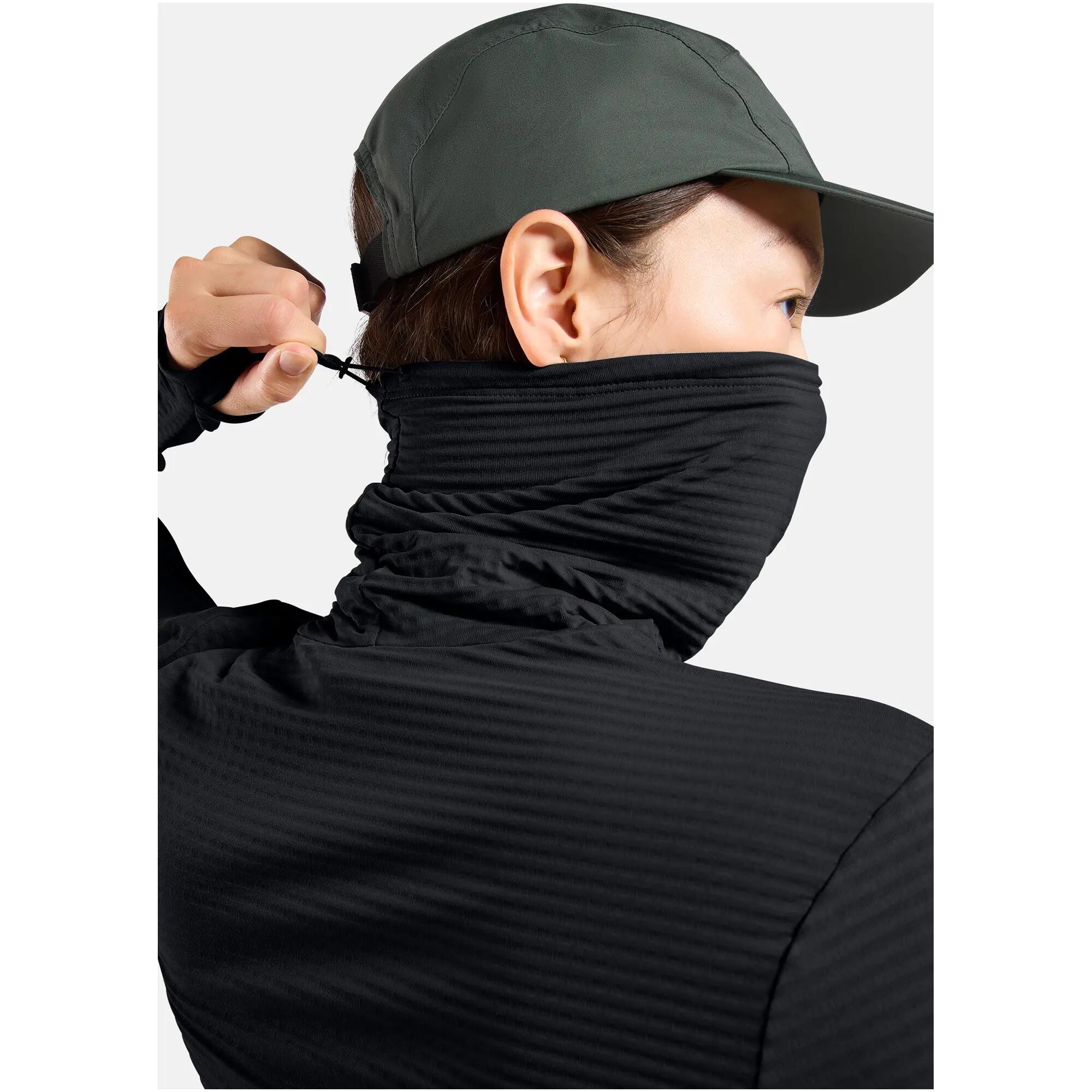 Bluza bez kaptura Odlo Mid Layer ESSENTIAL THERMAL 4/7