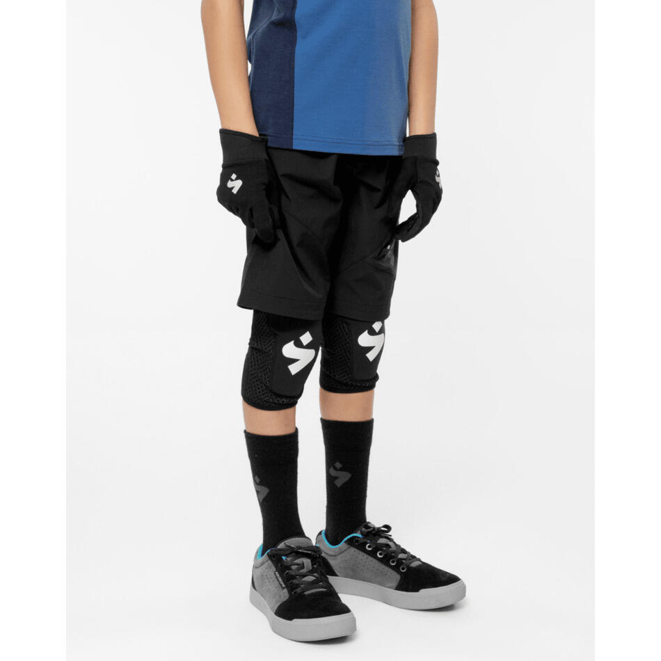 Short enfant Sweet Protection Hunter 4/4