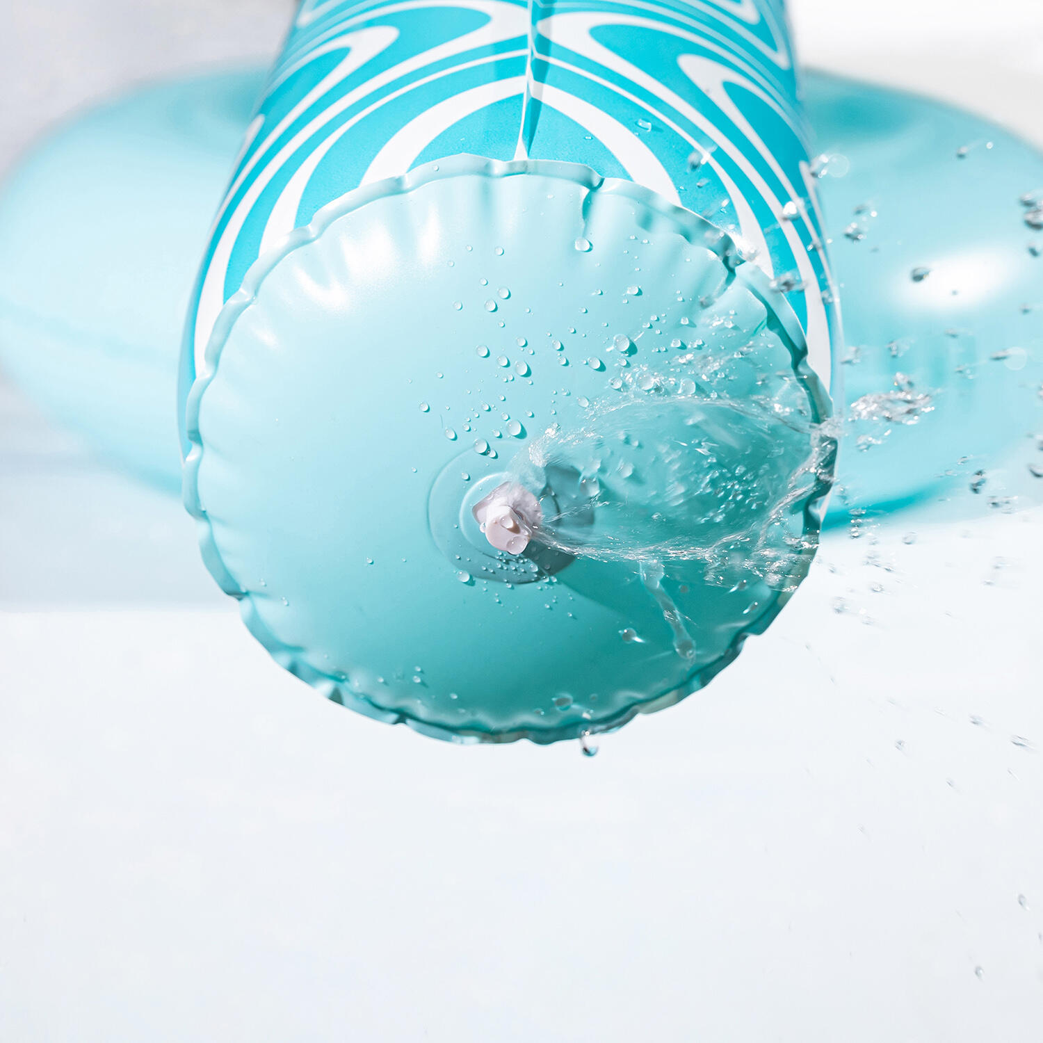 Jeu d'eau gonflable Funsicle 1,66 m en vinyle bleu 3/5
