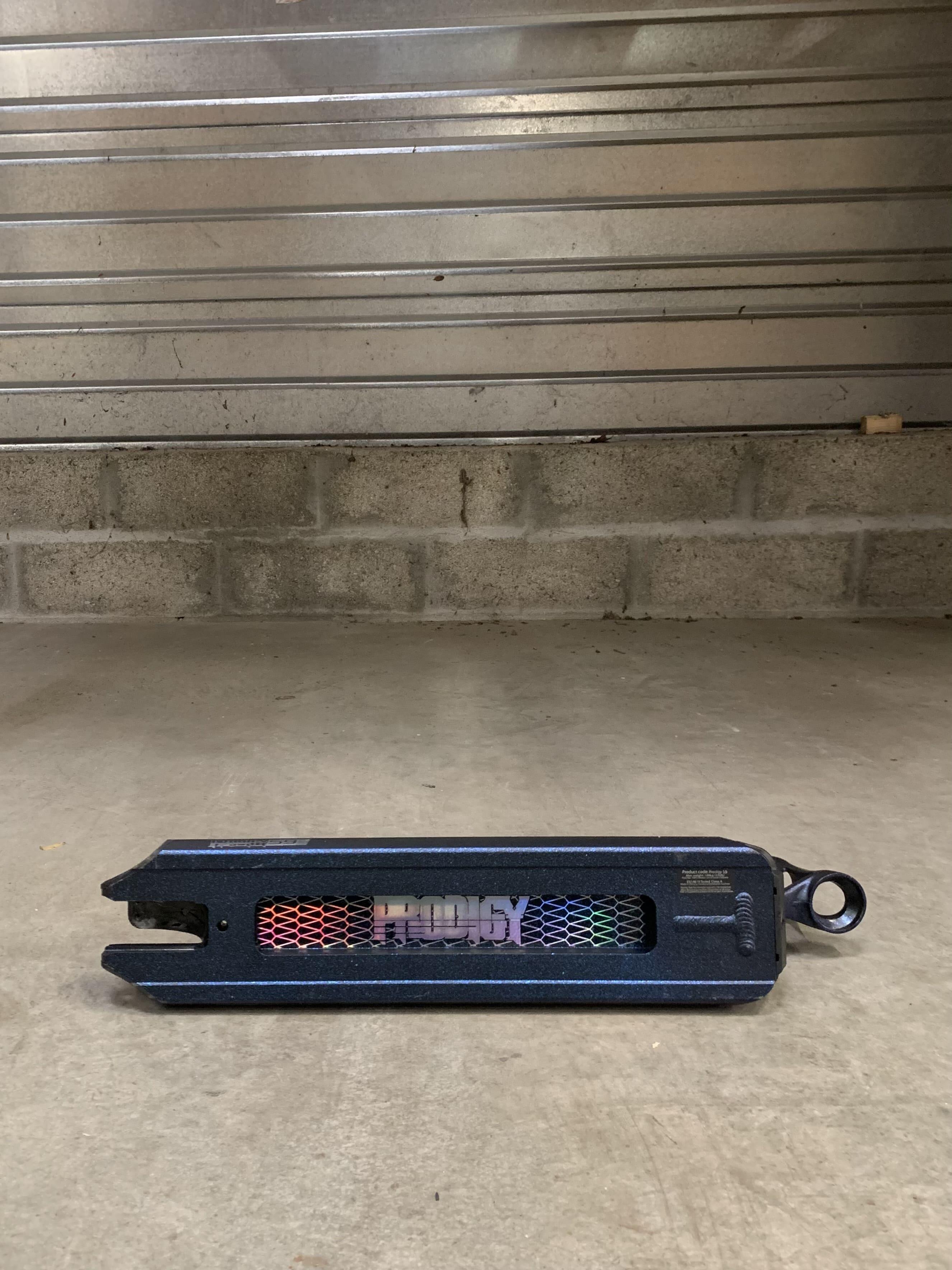 Deck Trottinette - Prodigy S9 - Galaxy - Blunt Scooters 5/5