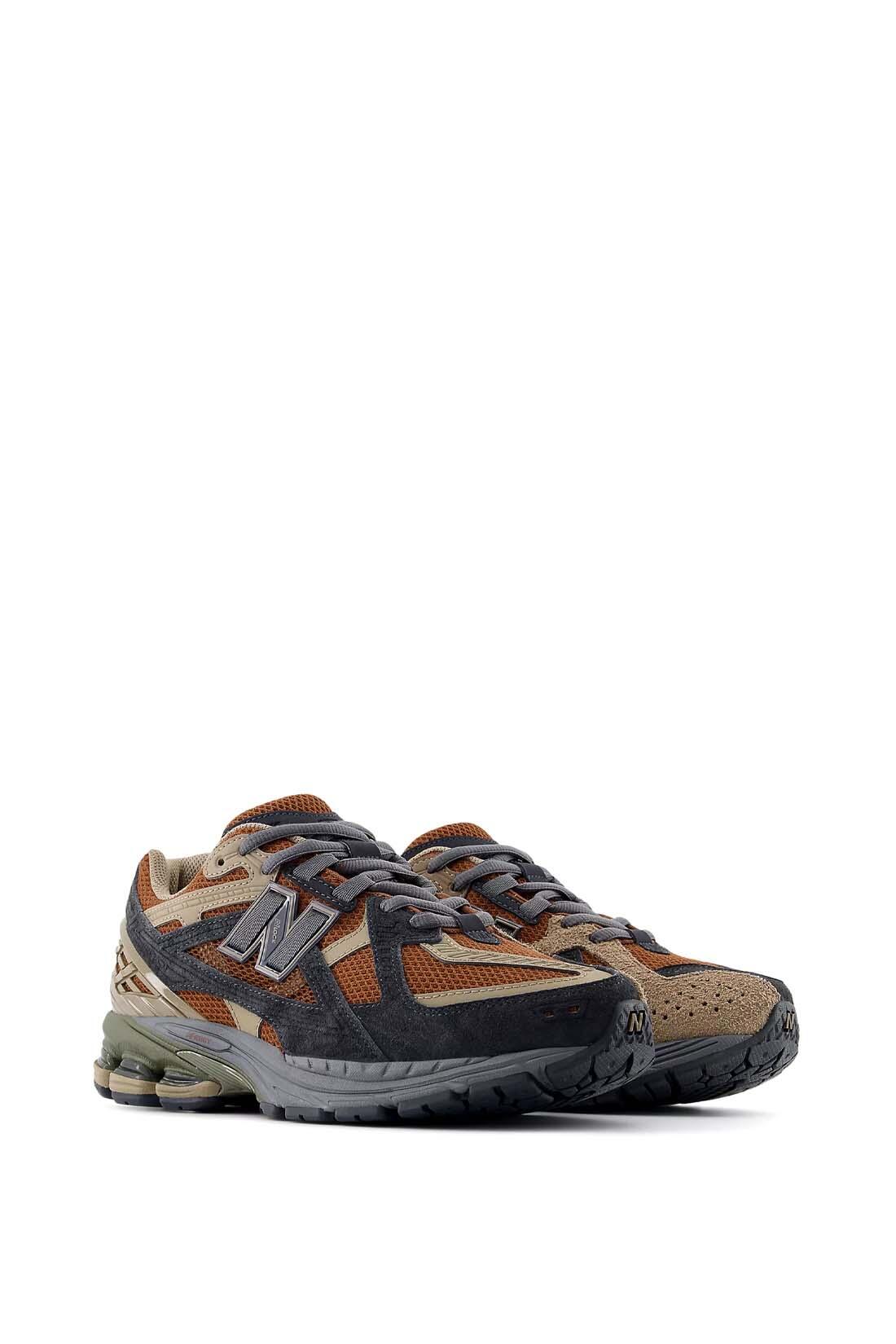 NEW BALANCE picture