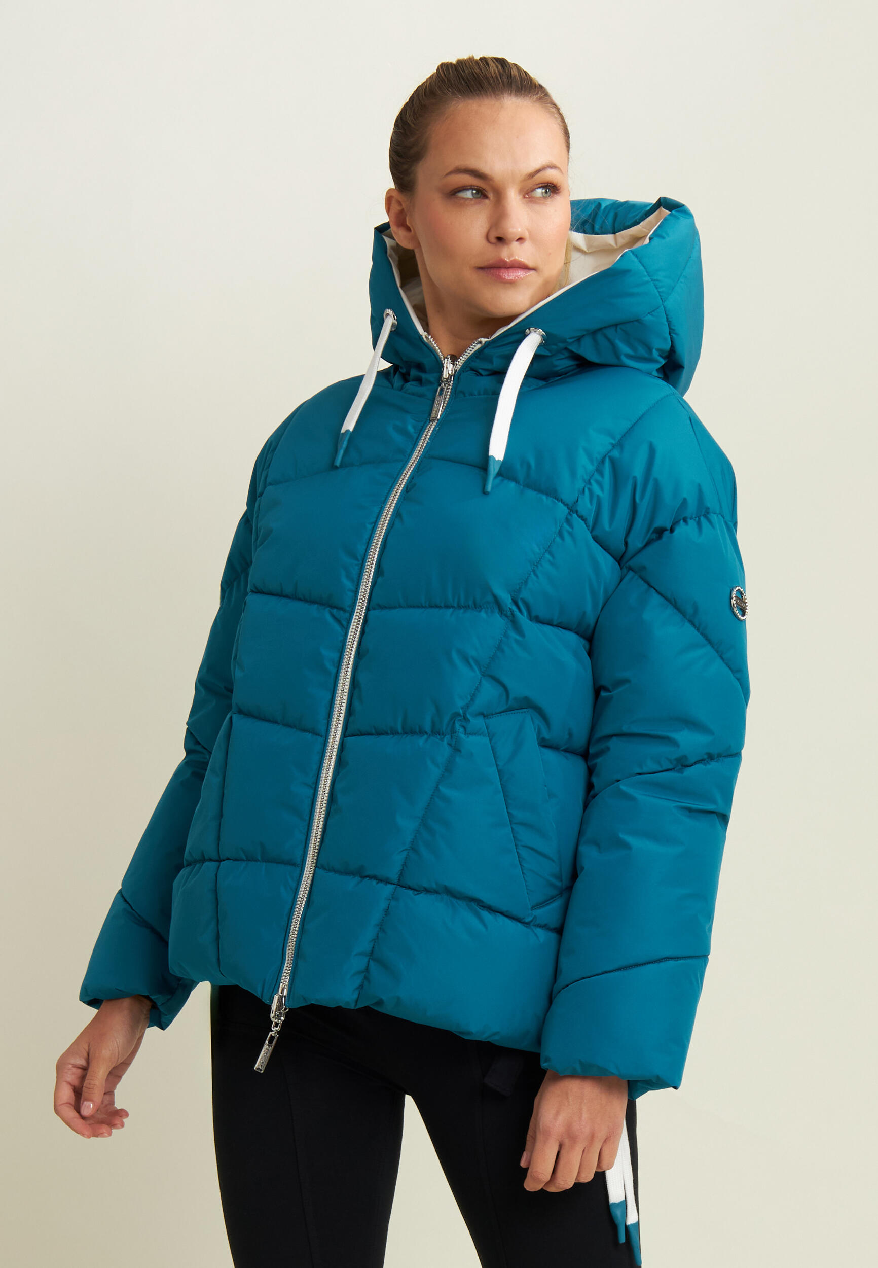 Doudoune pour femmes réversible avec capuche réglable 2/5