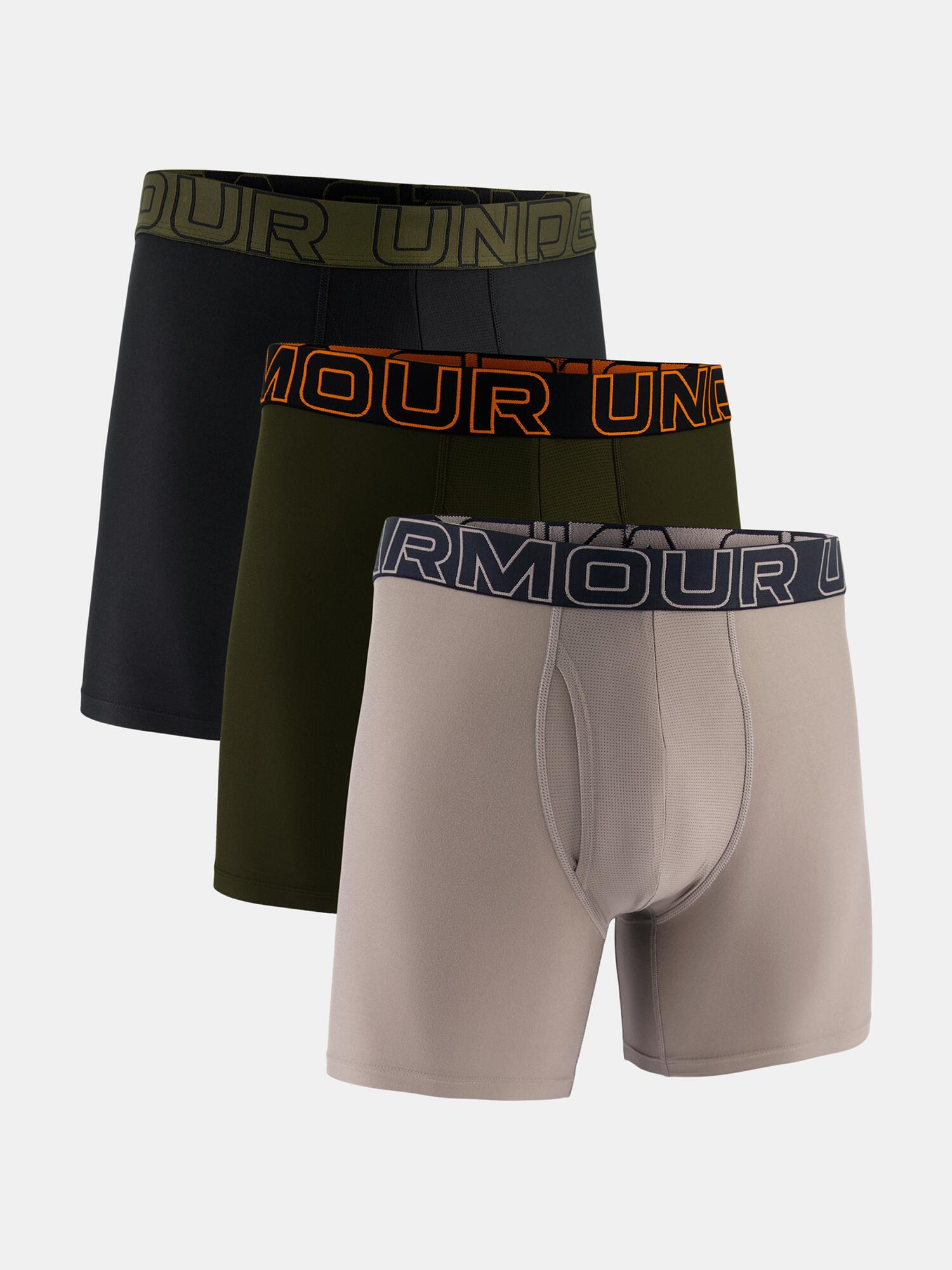 UNDER ARMOUR picture
