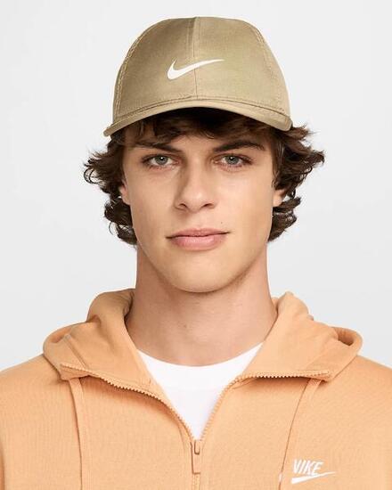 CAPPELLO nike beige