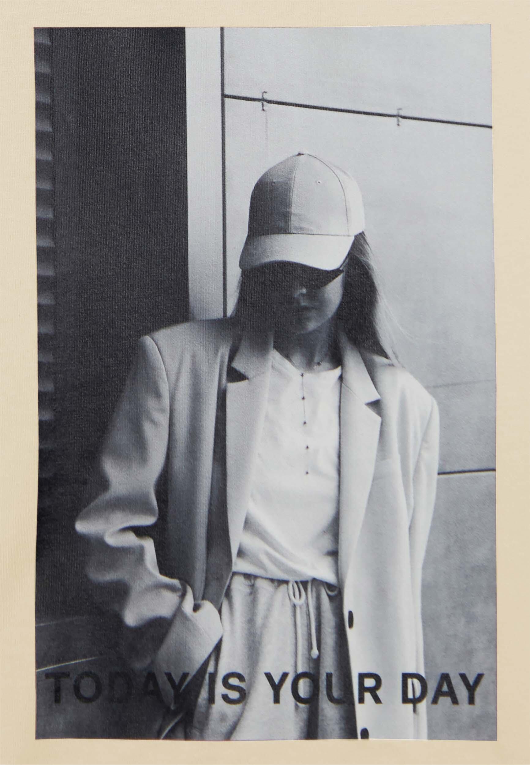 T-shirt pour femmes classique avec imprimé photographique 3/3