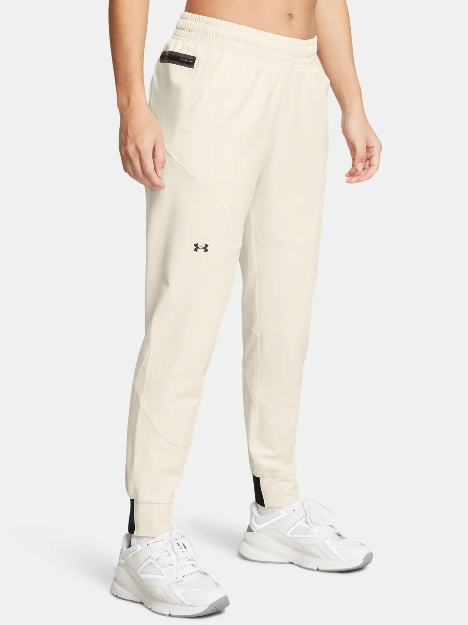 UNDER ARMOUR picture