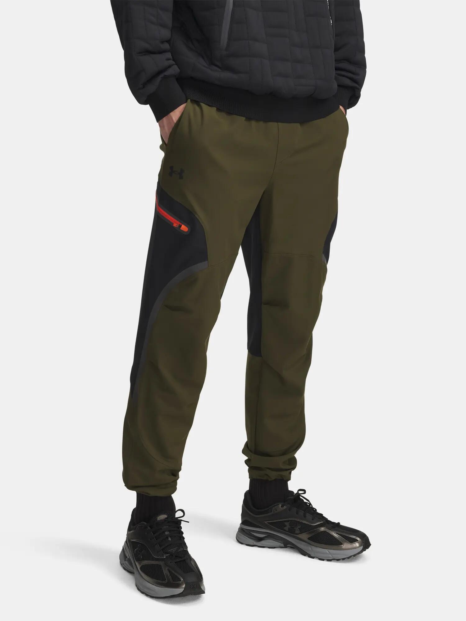 UNDER ARMOUR picture