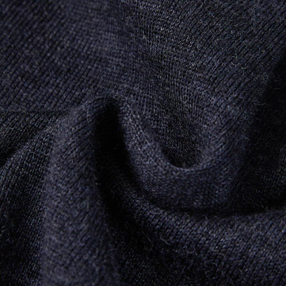 Women's V-neck jumper – Lightweight and elegant in merino wool 4/7