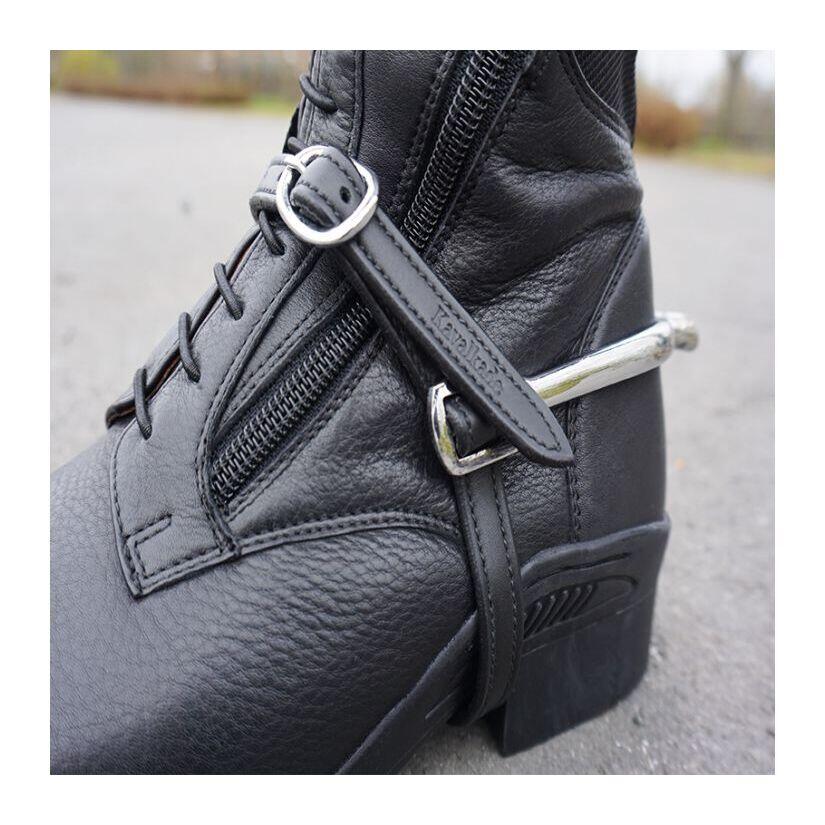 Leather spur straps for horses Kavalkade