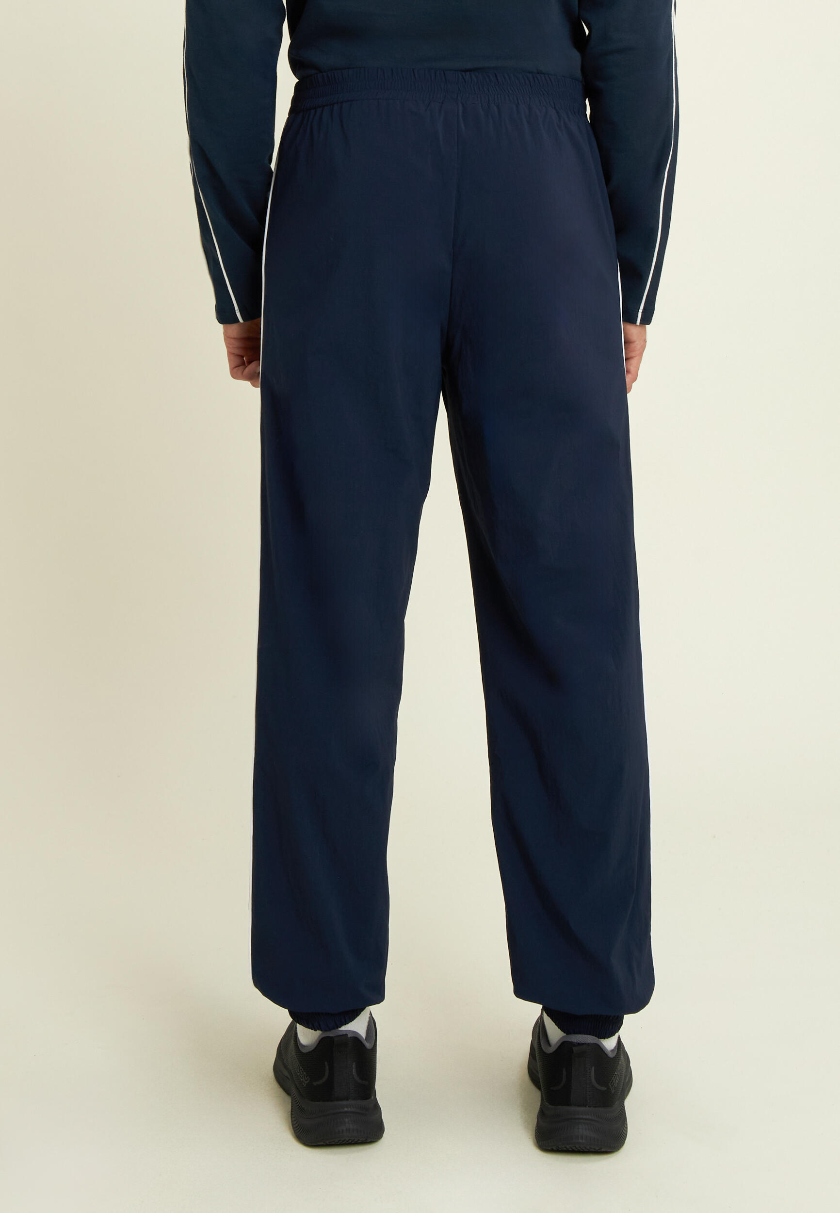 Pantalon de sport en nylon élastique avec coutures de couleur contrastée 3/4
