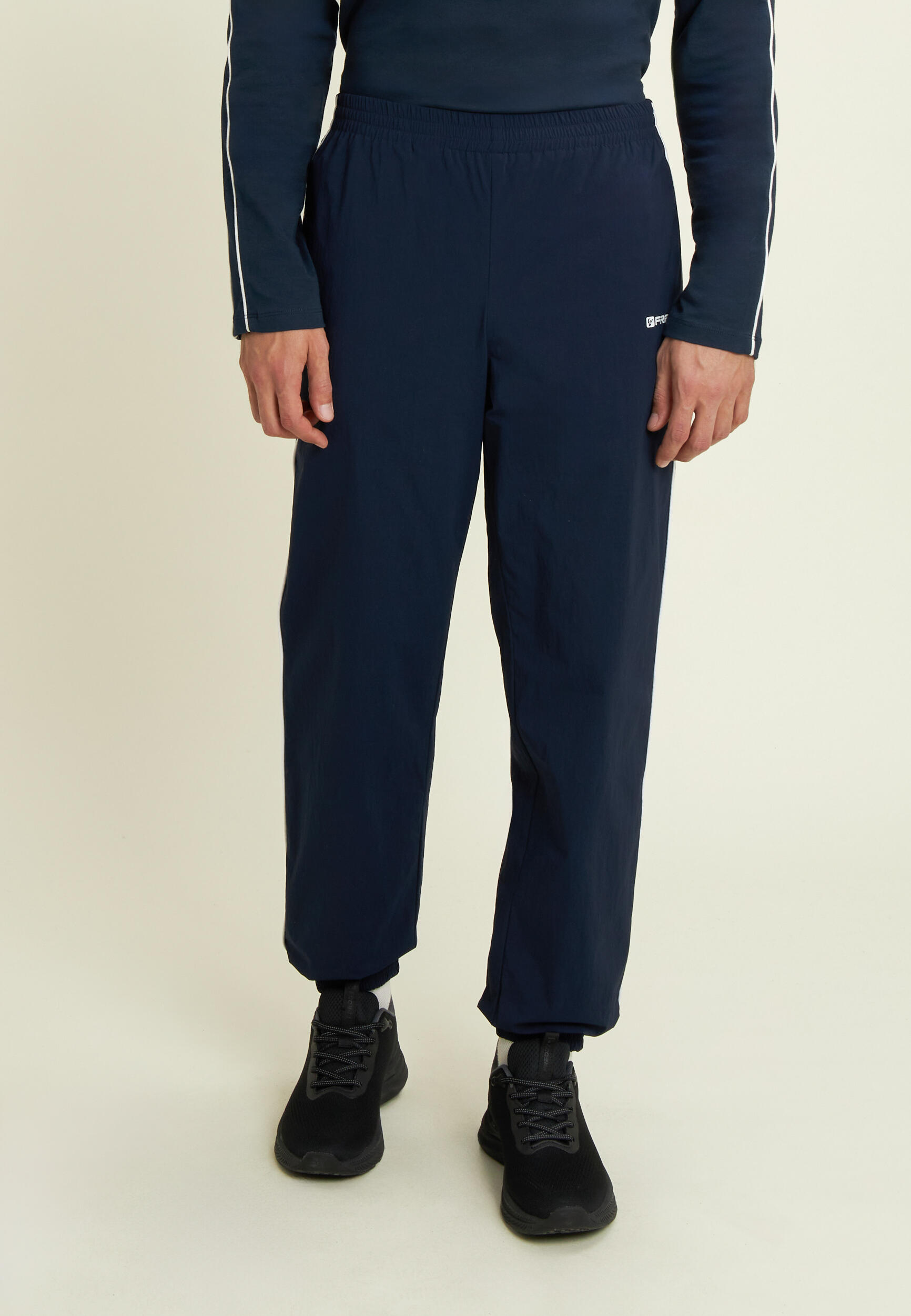 Pantalon de sport en nylon élastique avec coutures de couleur contrastée 2/4