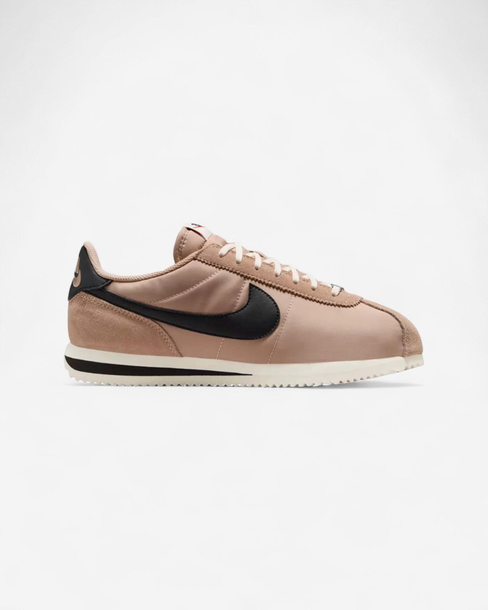 NIKE picture