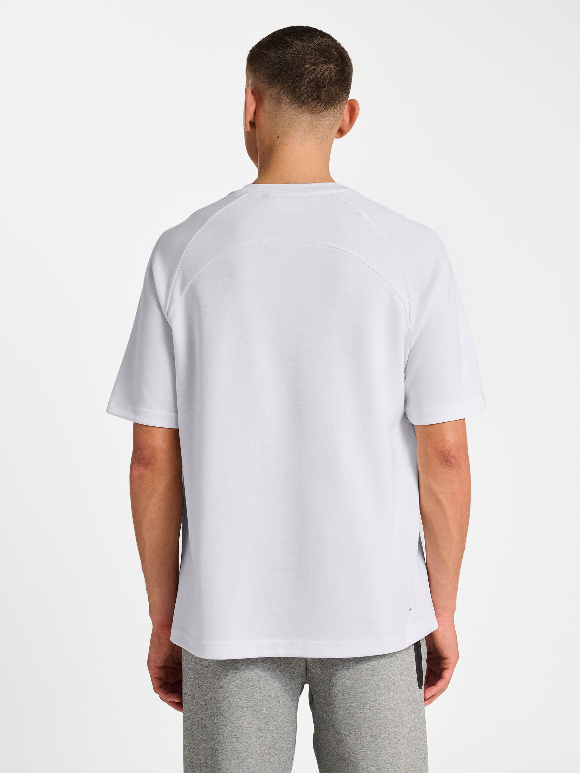 T-shirt Hummel Tech Loose 2/7