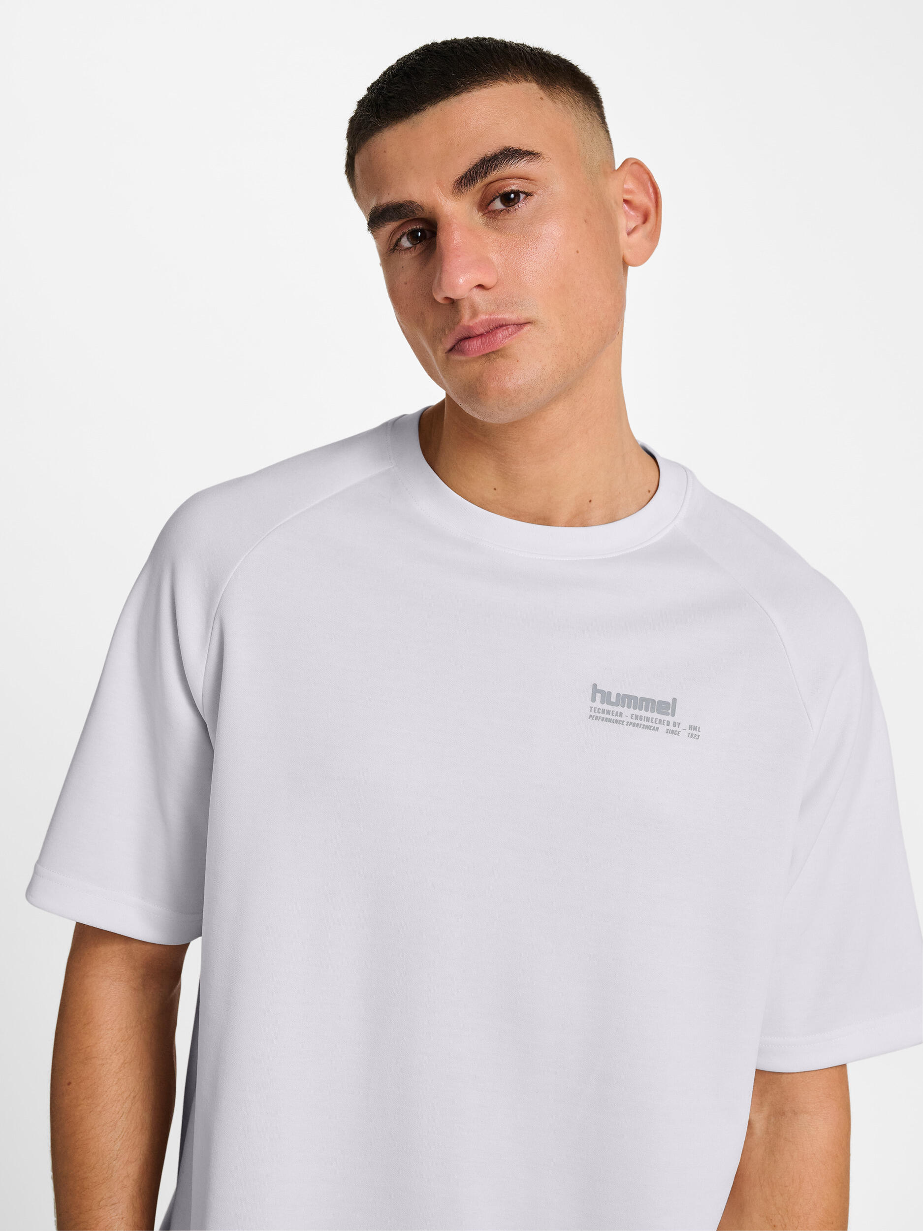 T-shirt Hummel Tech Loose 4/7