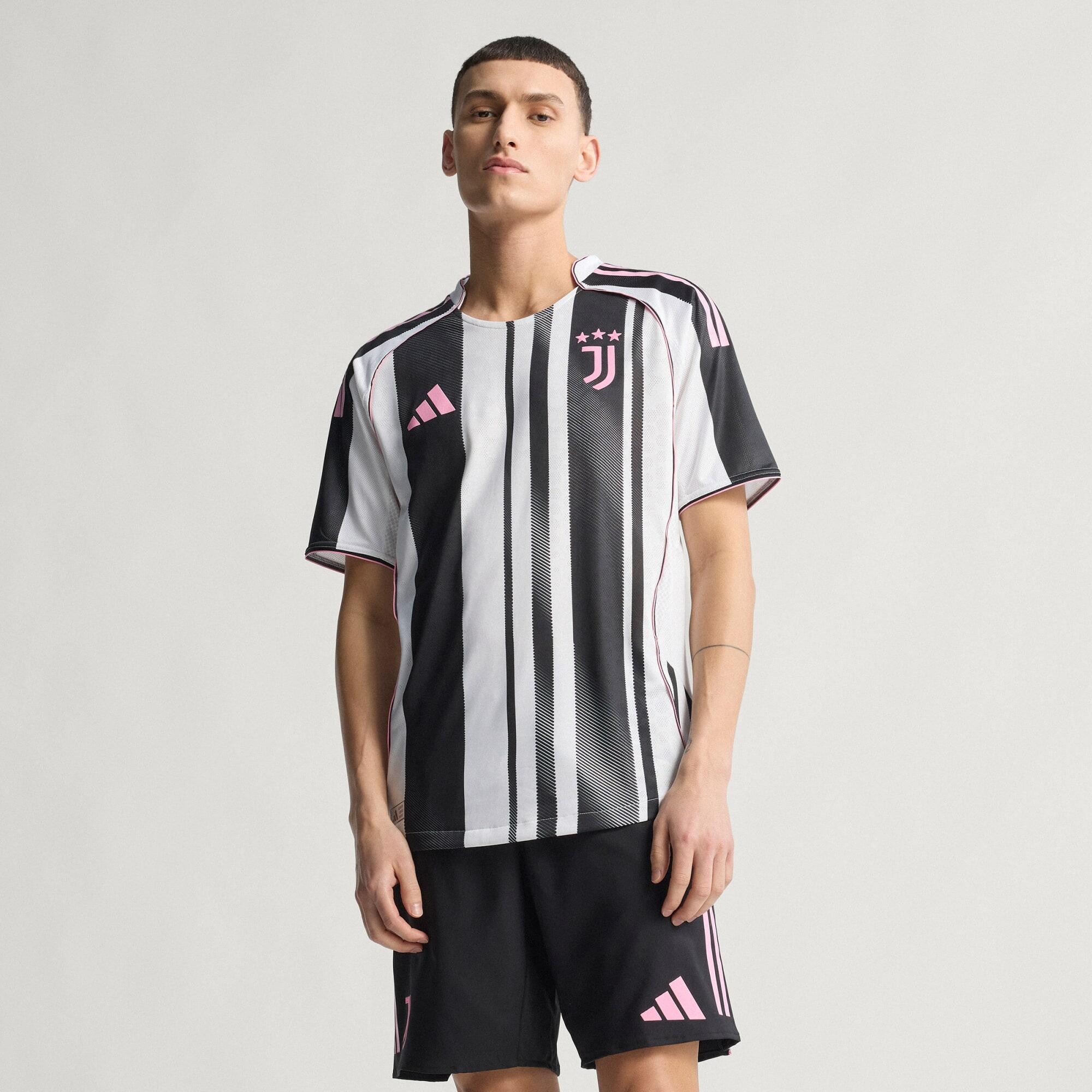 Juventus Turin 25/26 Heimtrikot Authentic 3/7