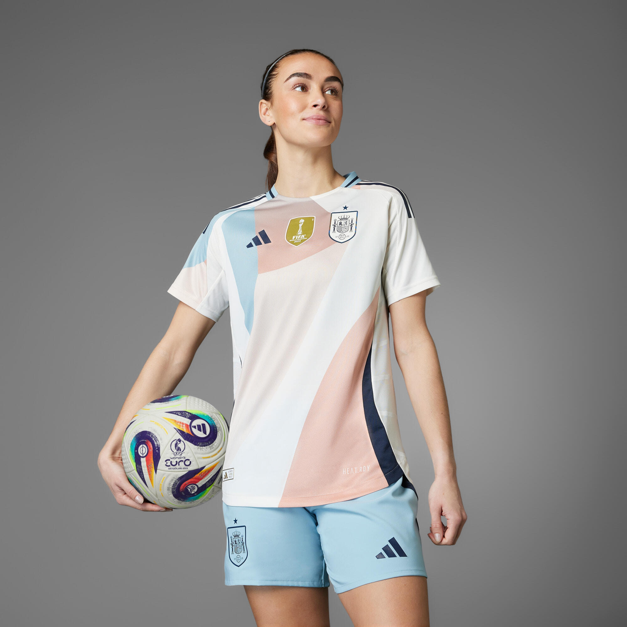 Spanien 25 (Frauenteam) Auswärtstrikot Authentic 3/7