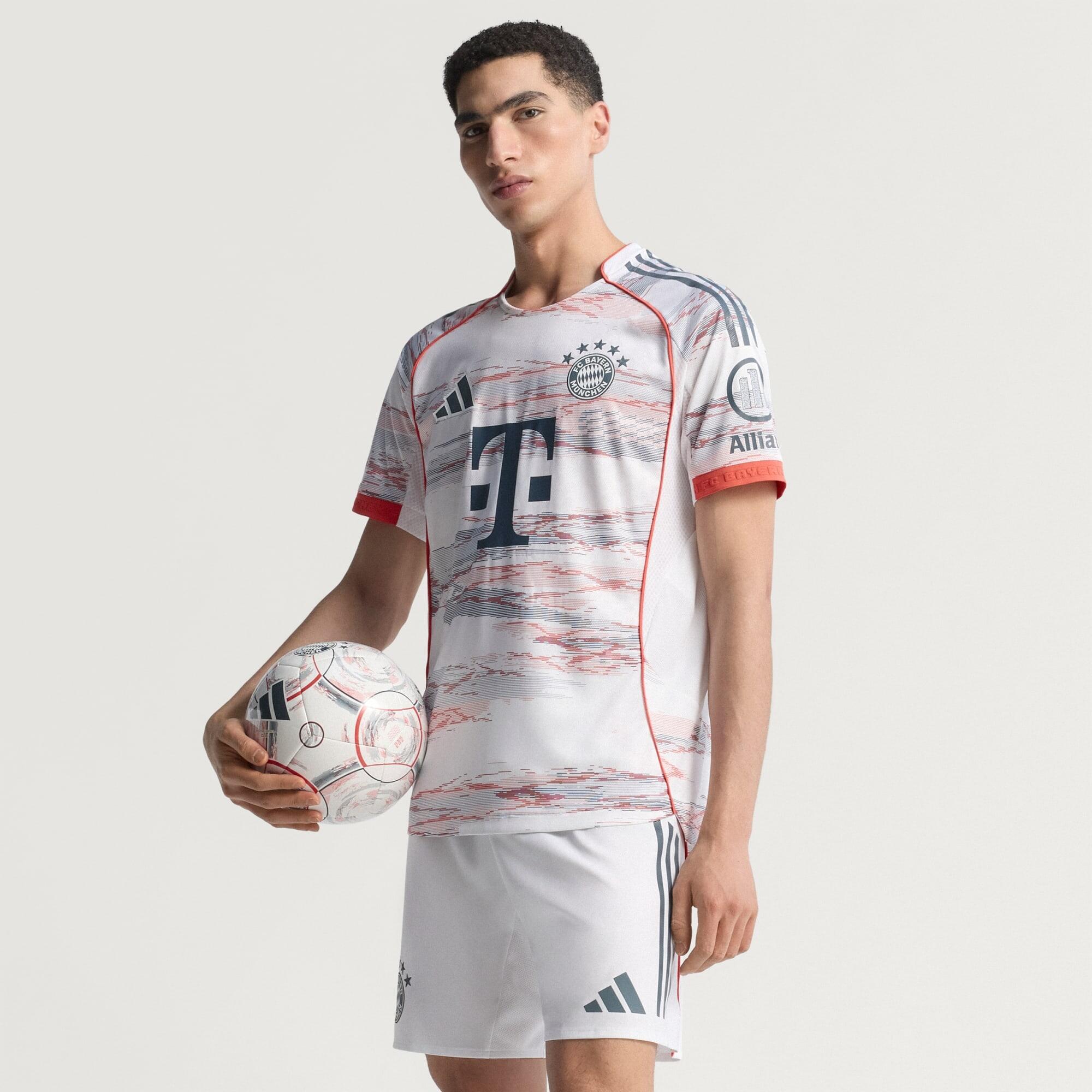 FC Bayern 25/26 Away Authentic Jersey 3/7
