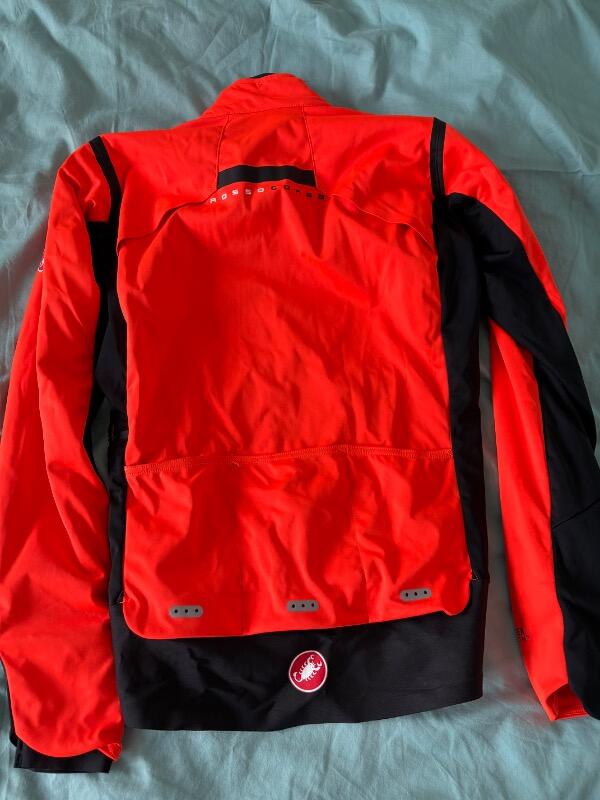 Tussen Particulieren - castelli corsa rosso jas 2/7