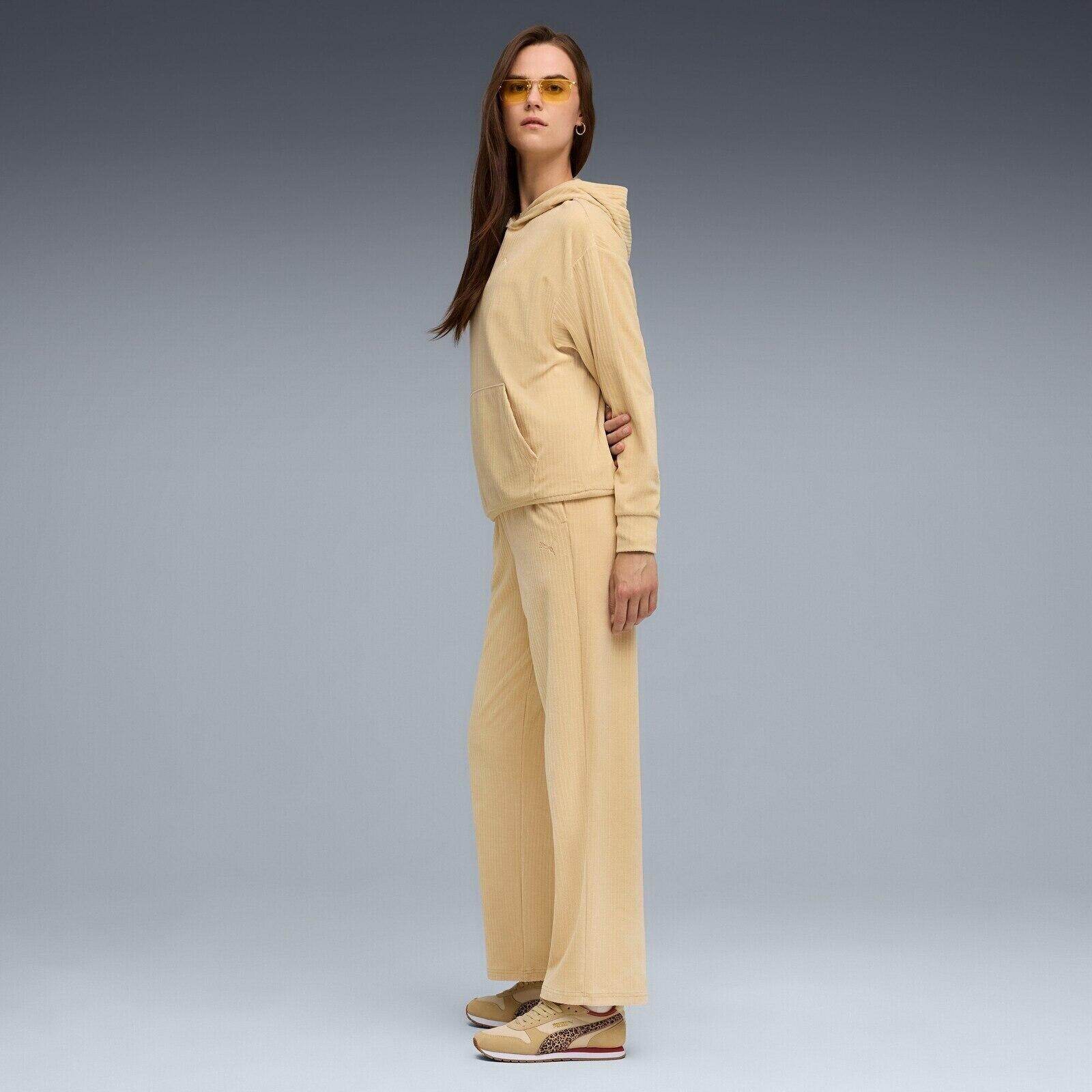 Capot Puma Ess Elevated Comfort Velour Rib Hoodie, Beige, Femmes 3/5