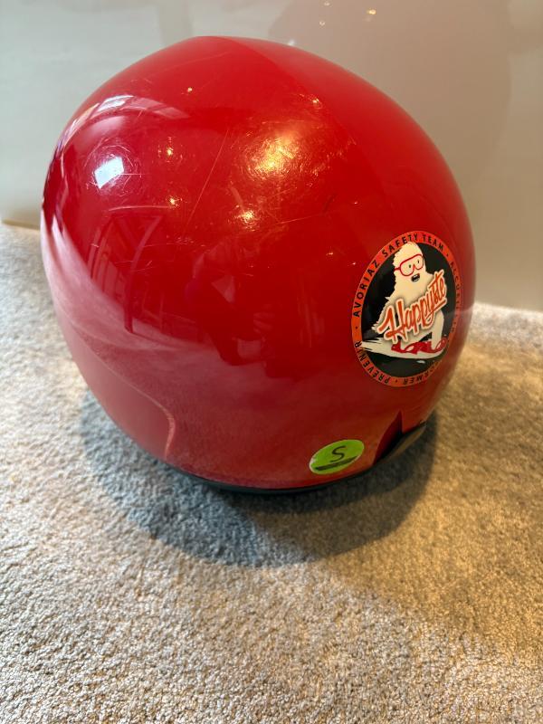 Tussen Particulieren - Rode kinderskihelm maat 48-52 cm 2/4