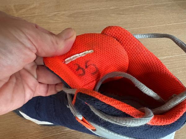 Tussen Particulieren - Basketbalschoenen maat 35 Tarmak 4/4