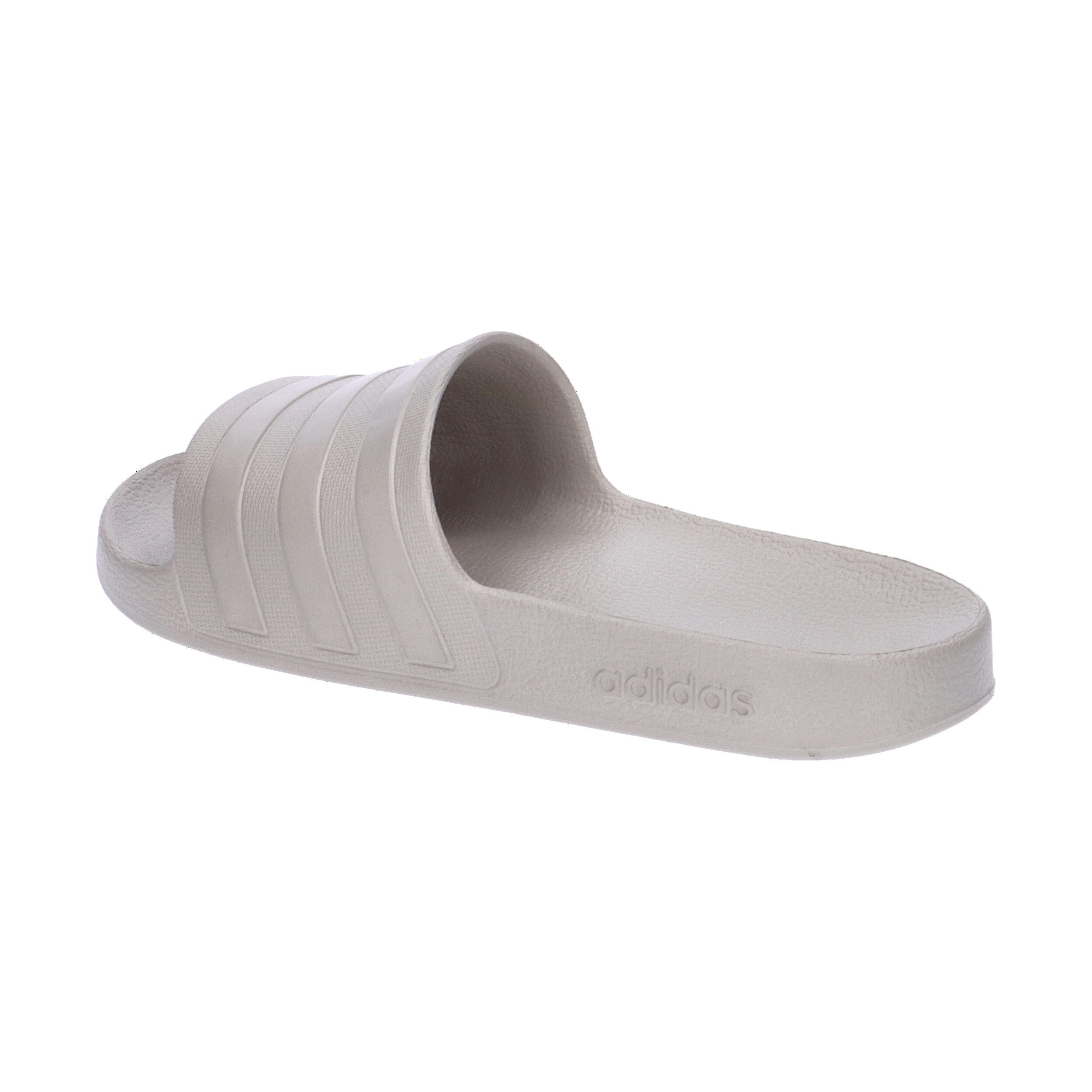 Tongs Adidas modèle IE1456 pour femmes 3/7