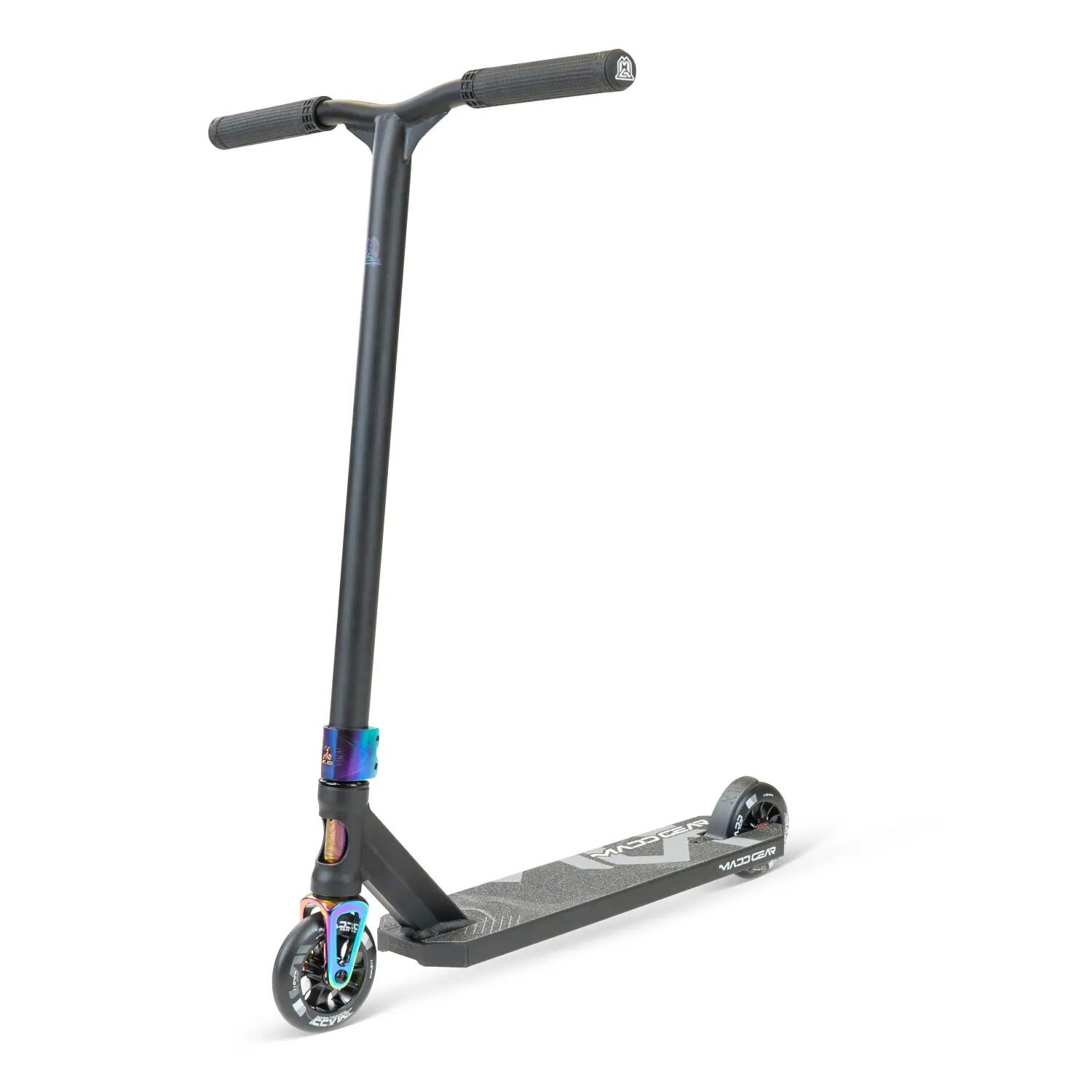 Trottinette freestyle Madd Gear MG5 Axion noir-rainbow 110mm 4/4