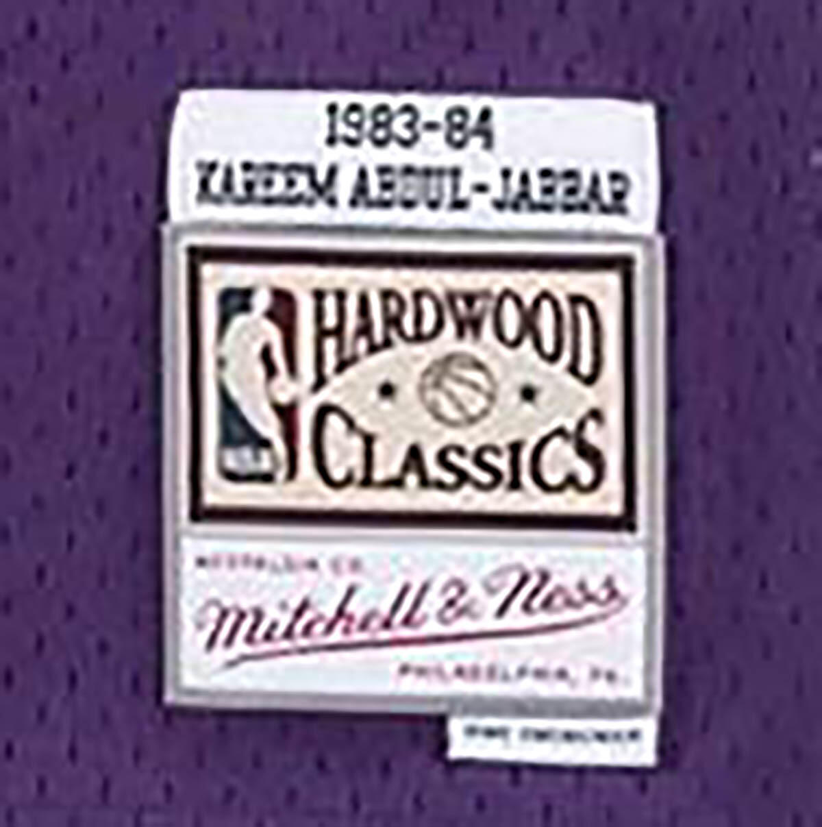 Mitchell & Ness Swingman Jersey Los Angeles Lakers Kareem Abdul-Jabbar lila 4/4