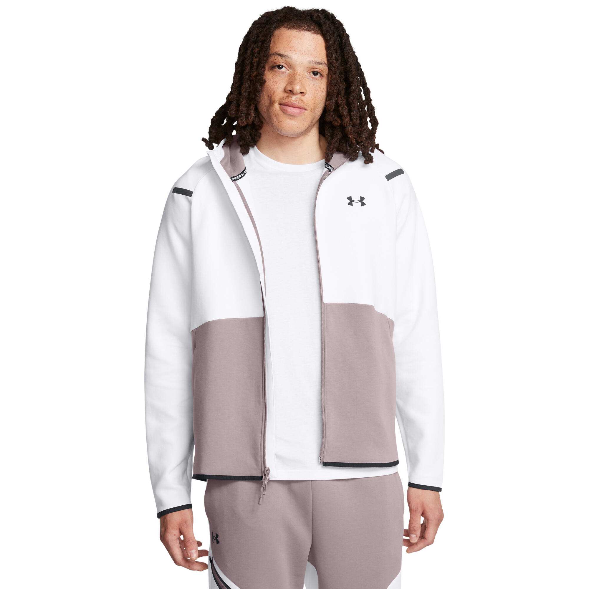UNDER ARMOUR picture