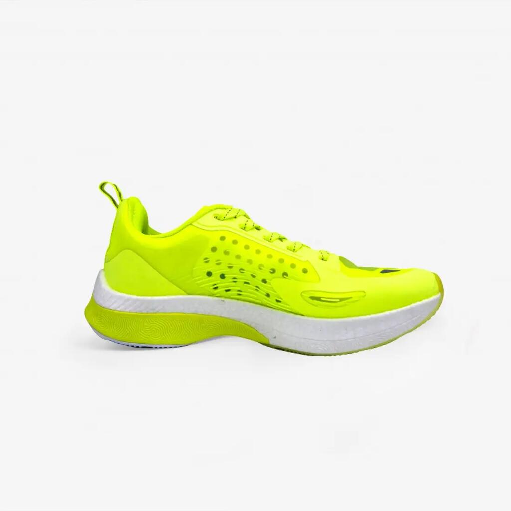 Running shoes Peak UP30