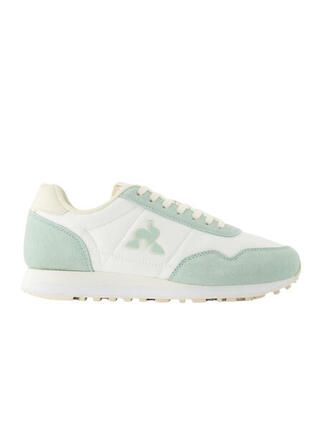 Baskets Le coq sportif modèle 2510329 pour femmes
