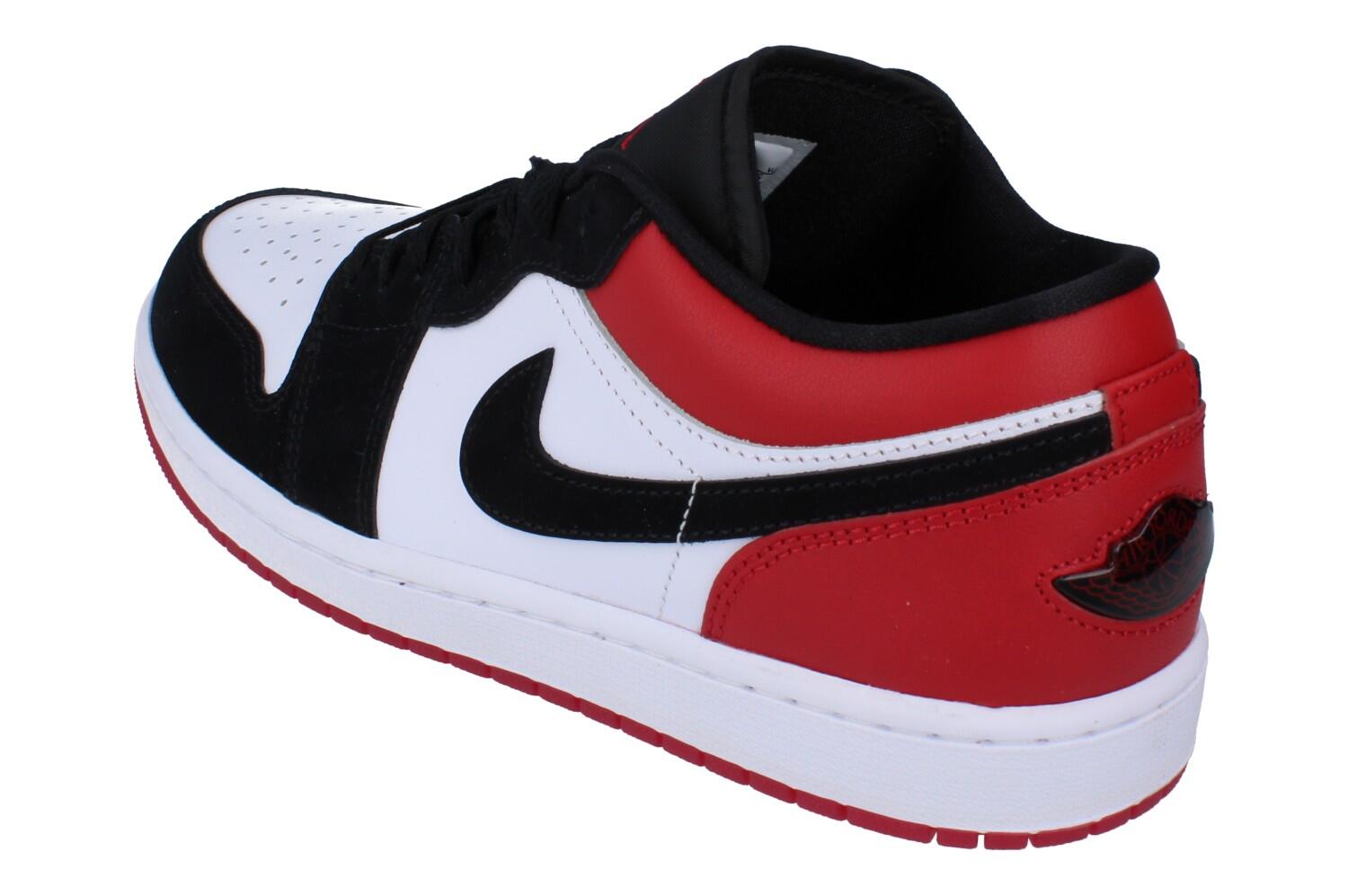 Air Jordan 1 Low SE Black Toe (2025) 2/6