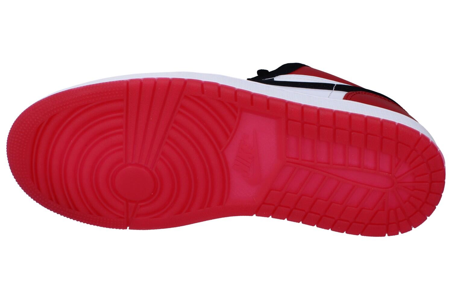 Air Jordan 1 Low SE Black Toe (2025) 5/6