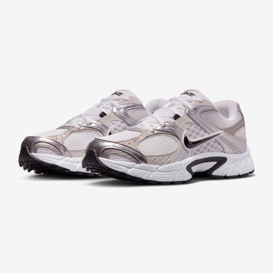 Zapatillas Casual Hombre Nike V5 Rnr  HJ5228-104 Blanca 3/7