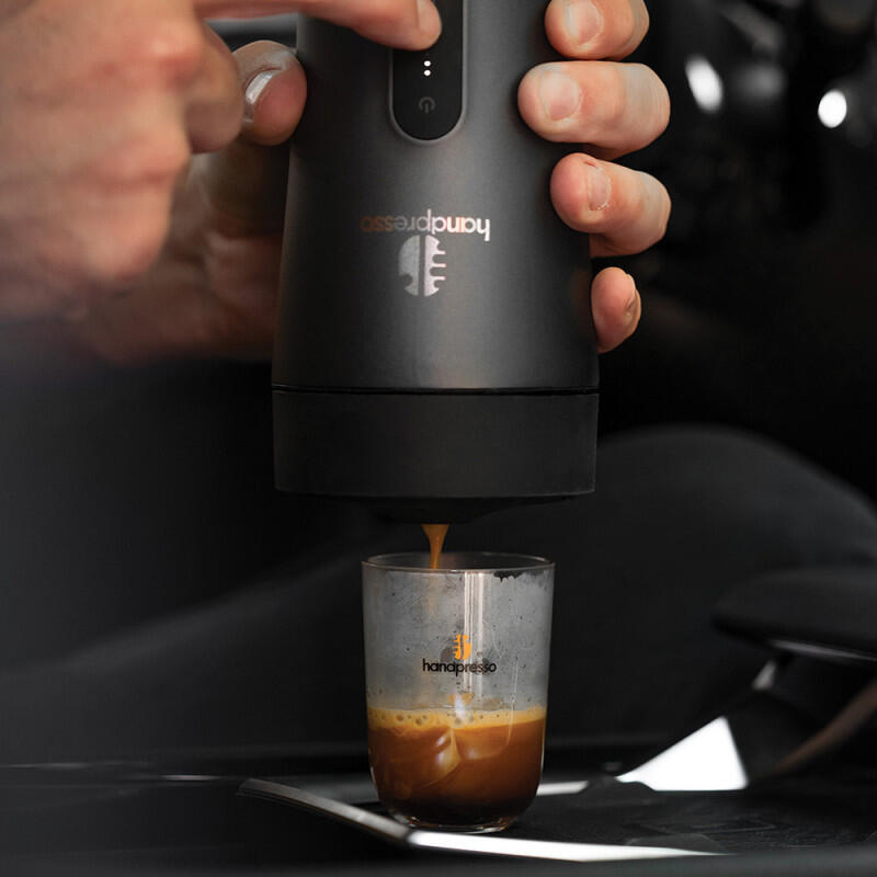 Coffret avec cafetière portable sur batterie Handpresso Auto Set 100ml 7/8