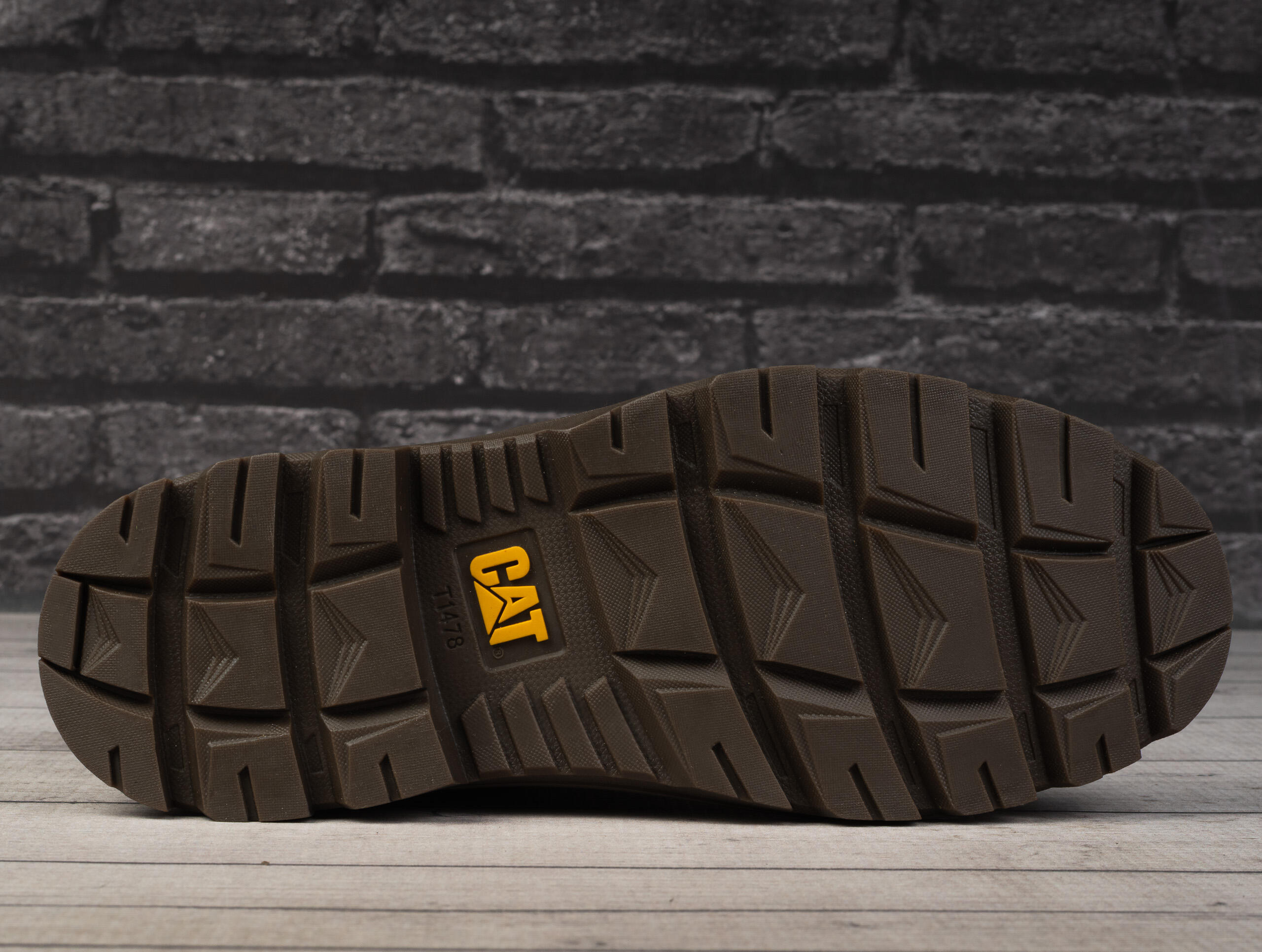 BUTY męskie CAT P725843 PRACTITIONER MID skórzane wysokie brązowe 46 5/7