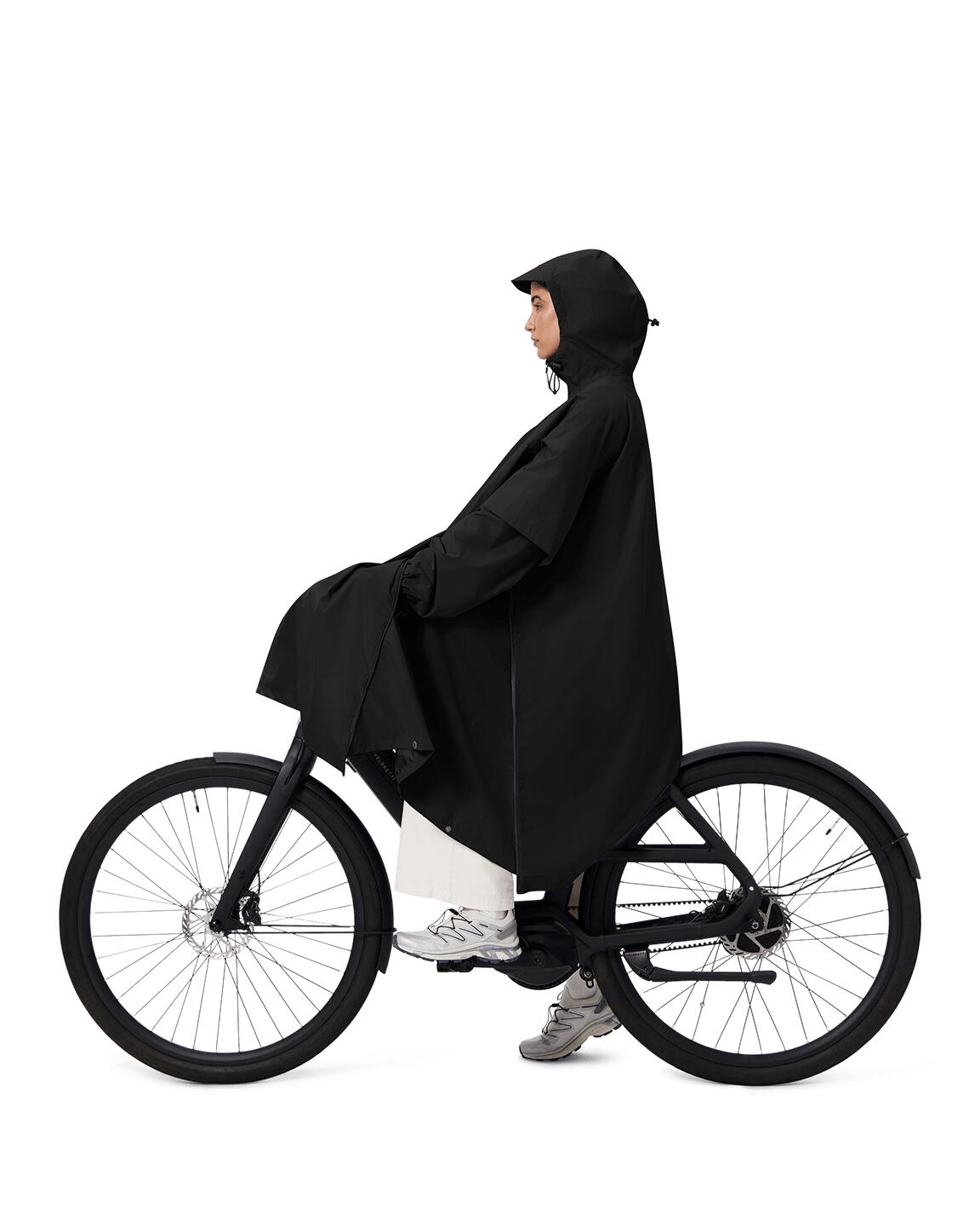 Poncho de Lluvia – negro Talla L 2/7